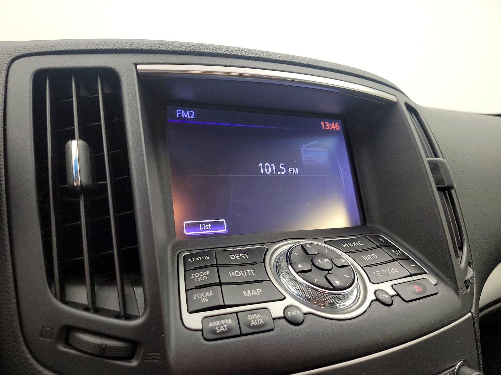 2015 INFINITI Q40 Base - Photo 16