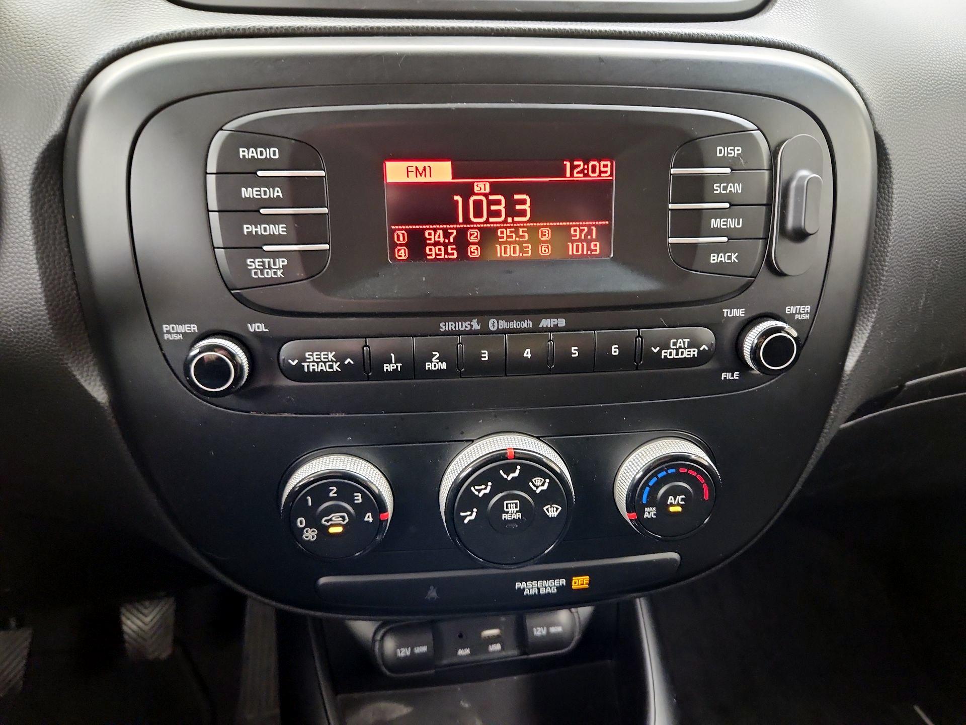 Thumbnail: 2016 Kia Soul - 14