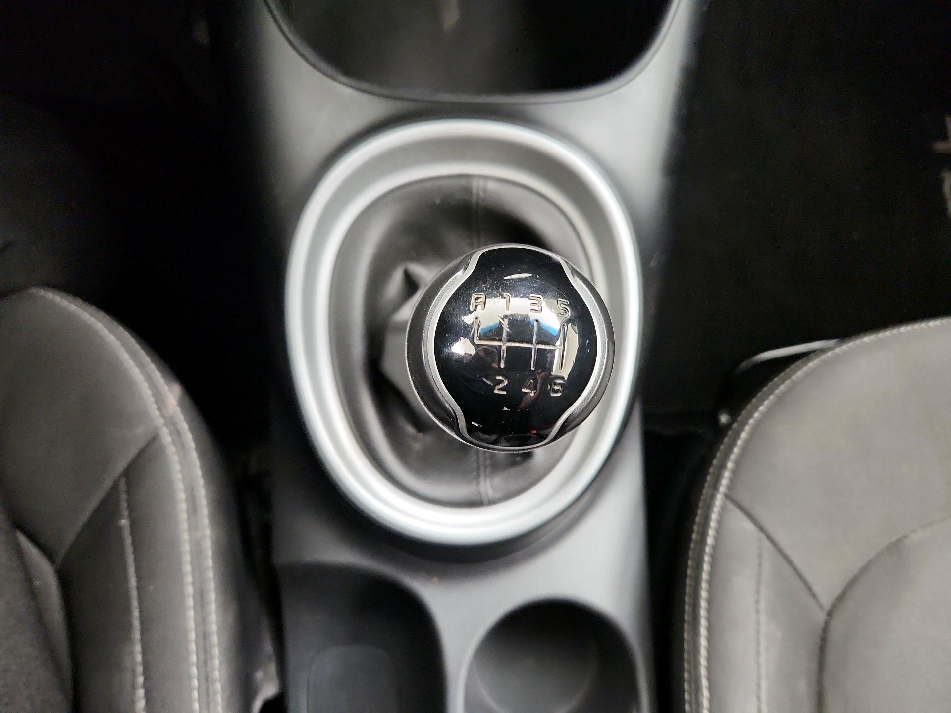 Thumbnail: 2016 Kia Soul - 16