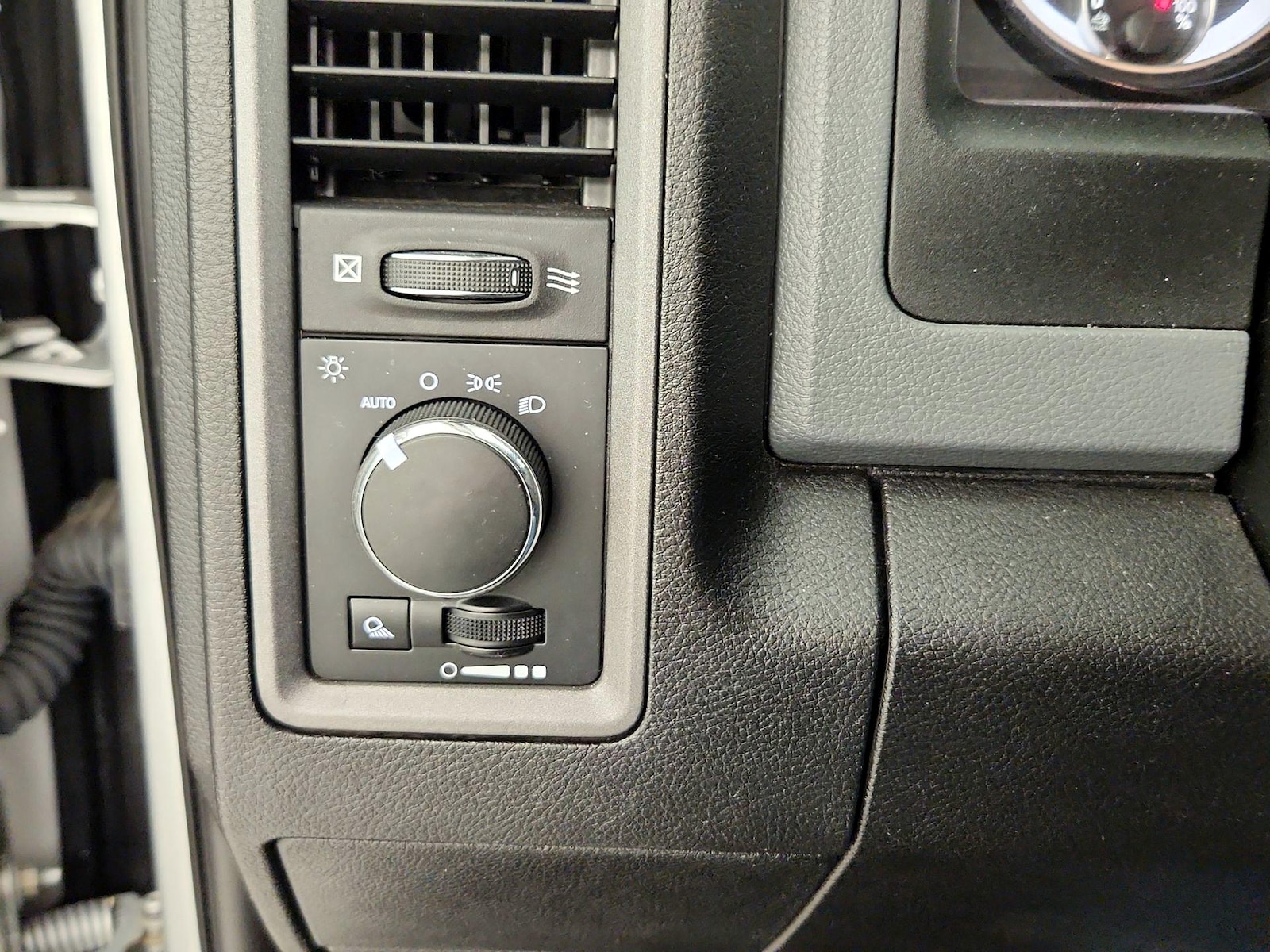 2018 RAM Ram 3500 Pickup Tradesman - Photo 14