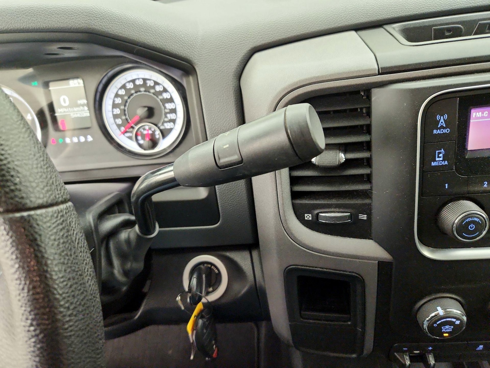 2018 RAM Ram 3500 Pickup Tradesman - Photo 18