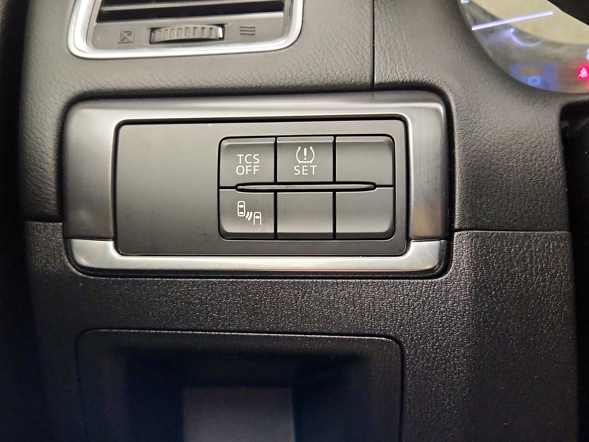 Thumbnail: 2016 Mazda CX-5 - 13