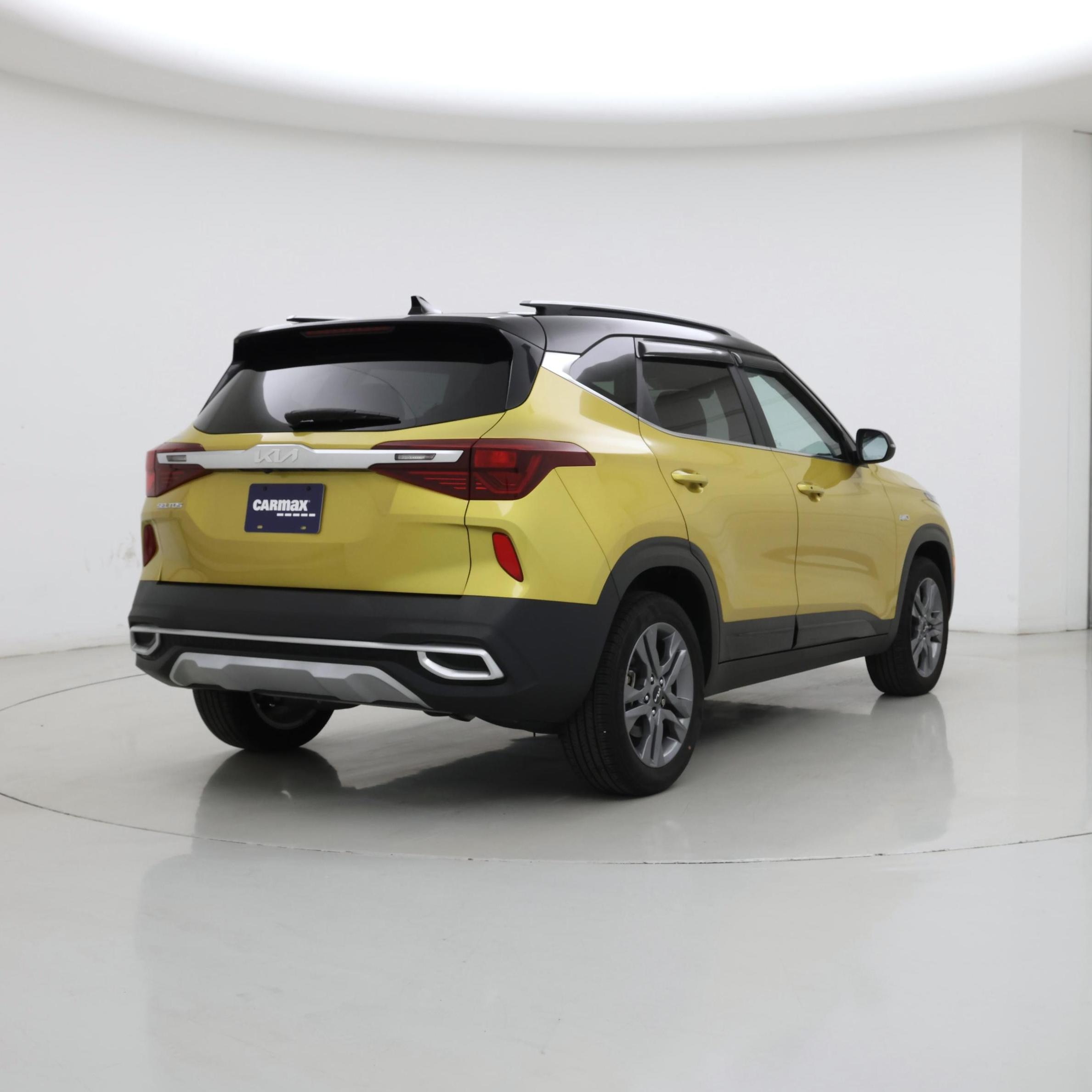 Thumbnail: 2022 Kia Seltos - 8