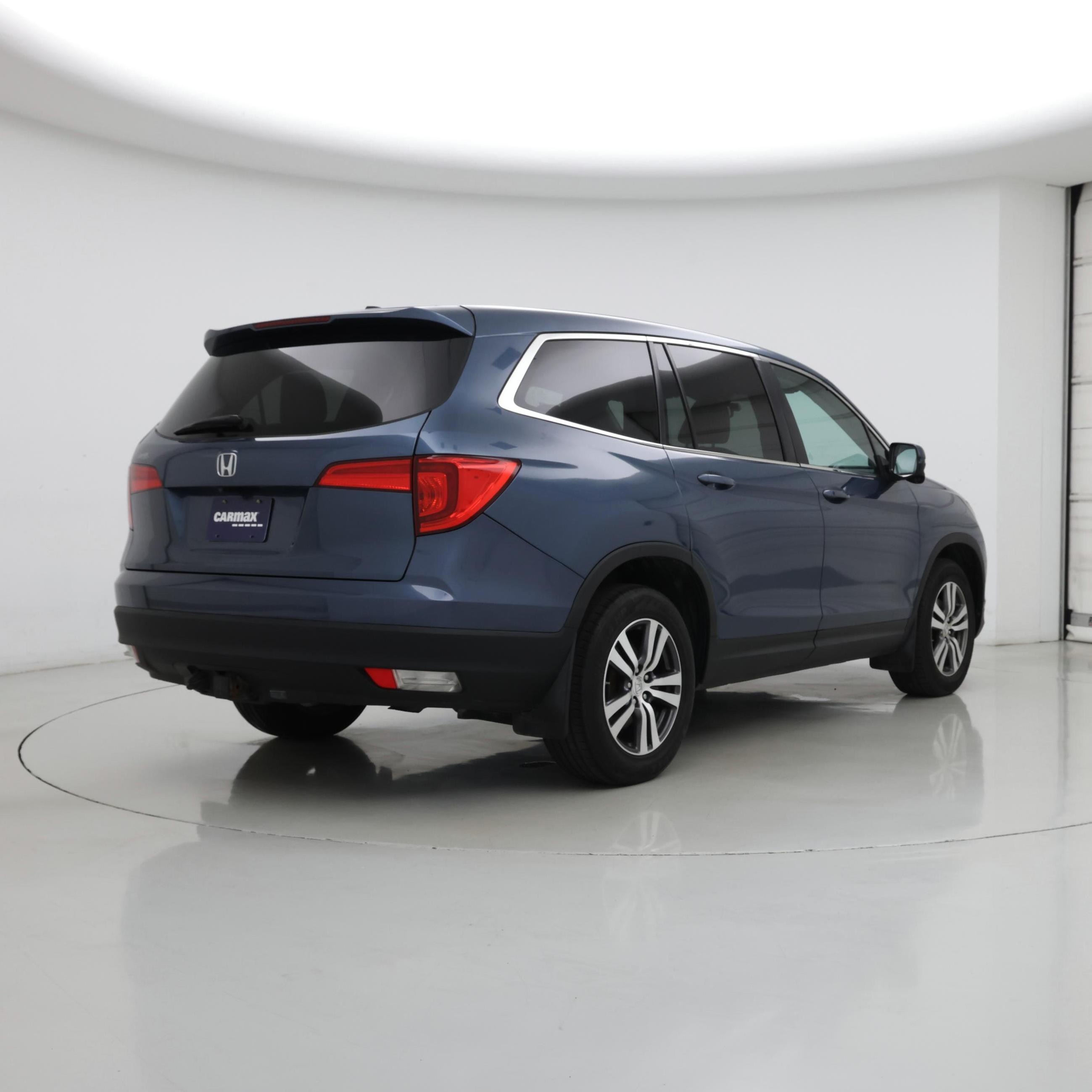 Thumbnail: 2016 Honda Pilot - 8