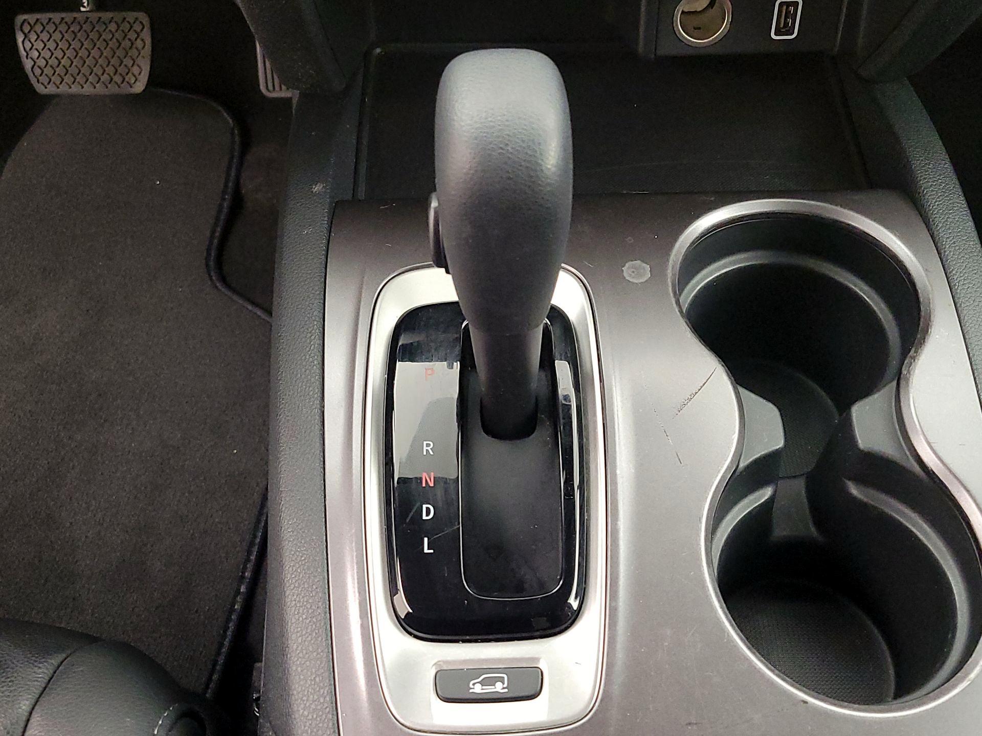 Thumbnail: 2020 Honda Pilot - 17