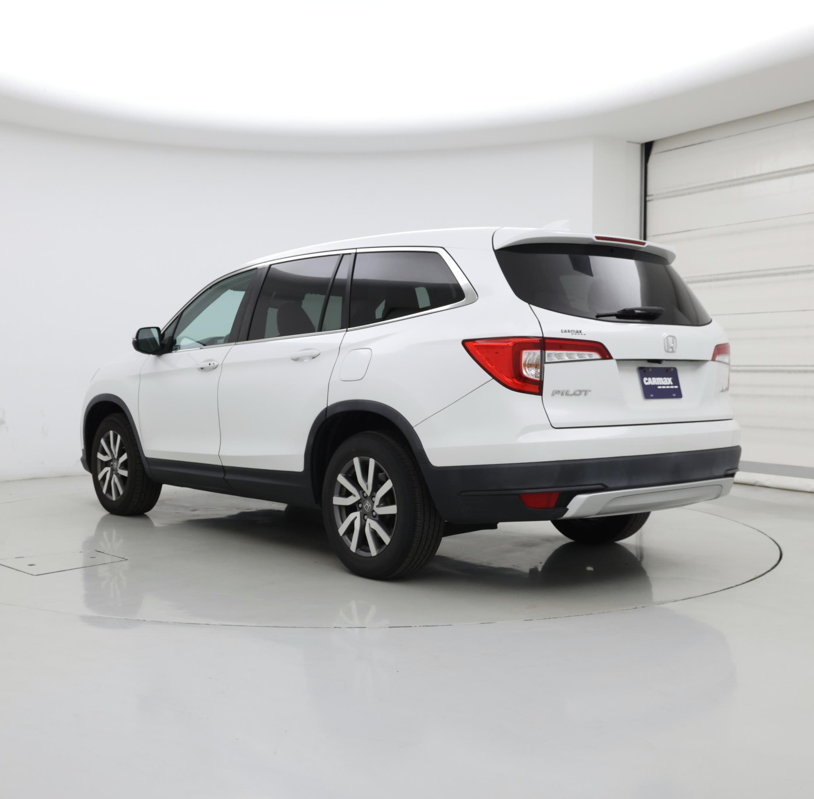 Thumbnail: 2020 Honda Pilot - 2