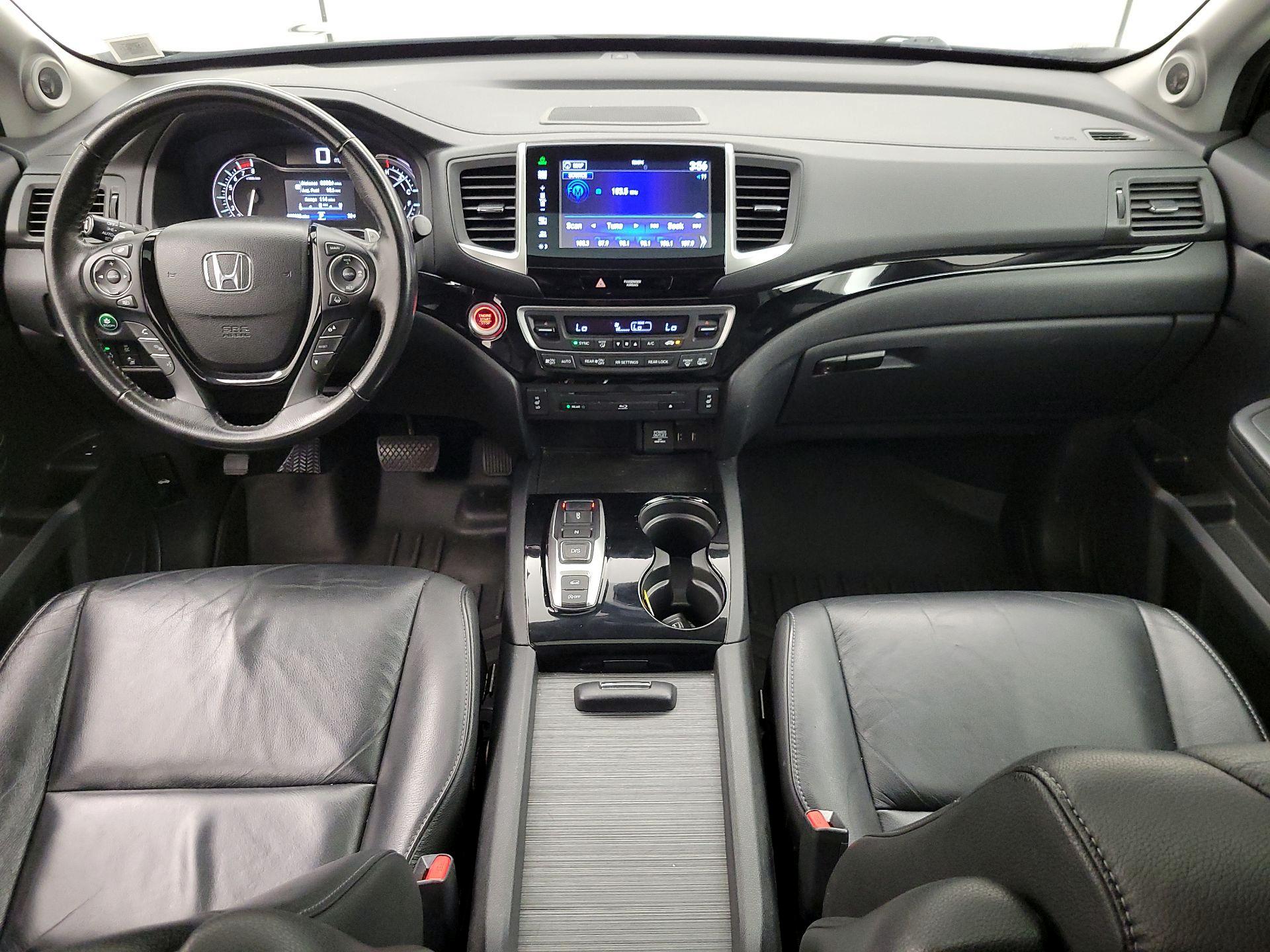 Thumbnail: 2016 Honda Pilot - 9