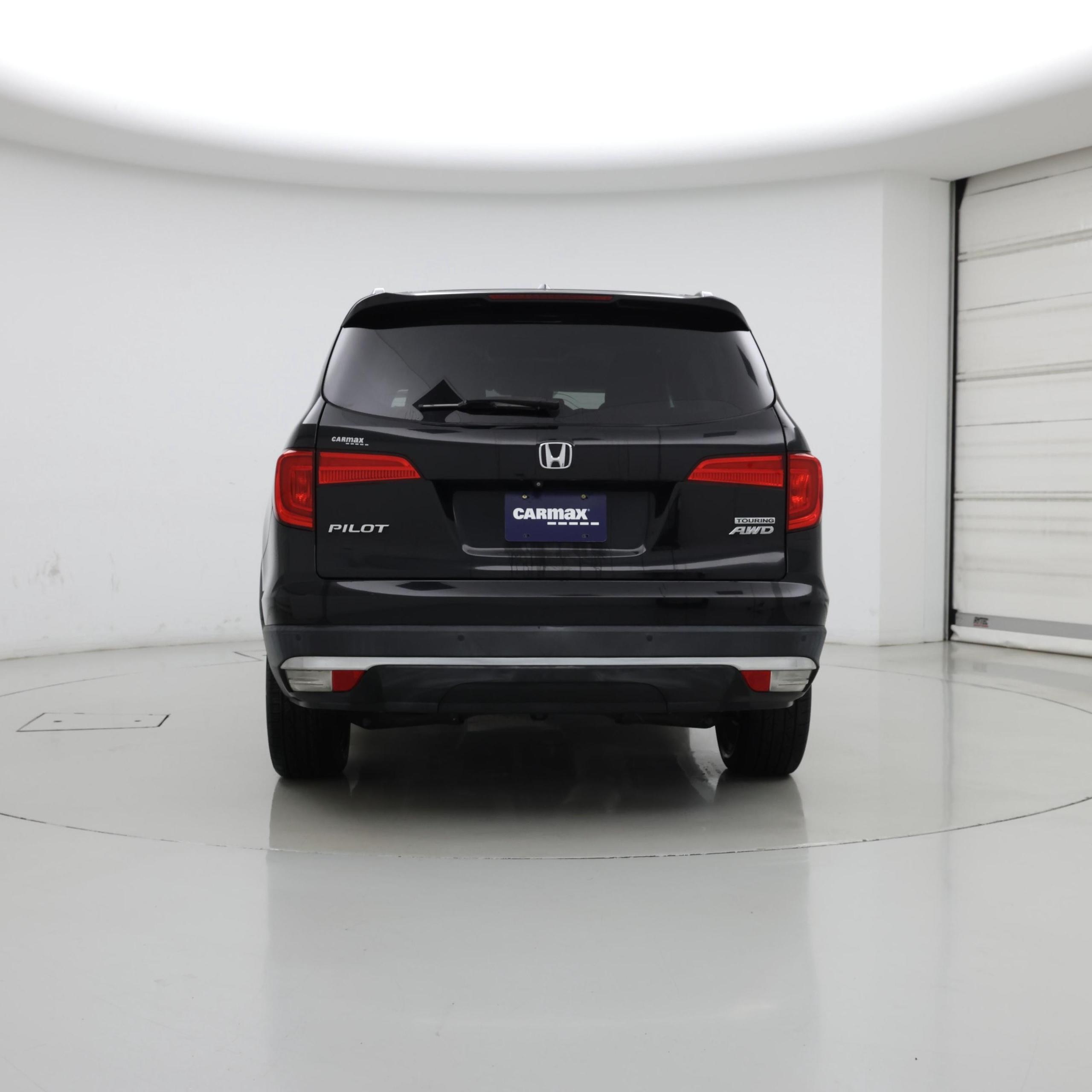Thumbnail: 2016 Honda Pilot - 6