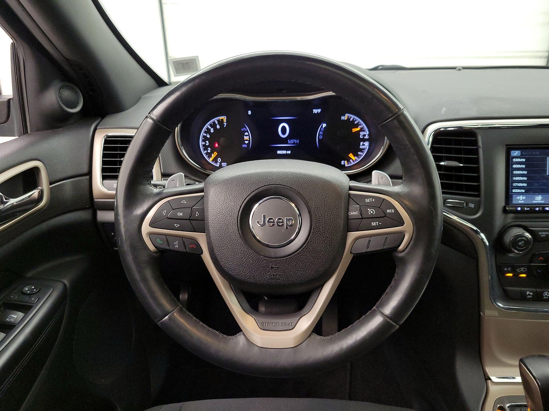 Thumbnail: 2016 Jeep Grand Cherokee - 10