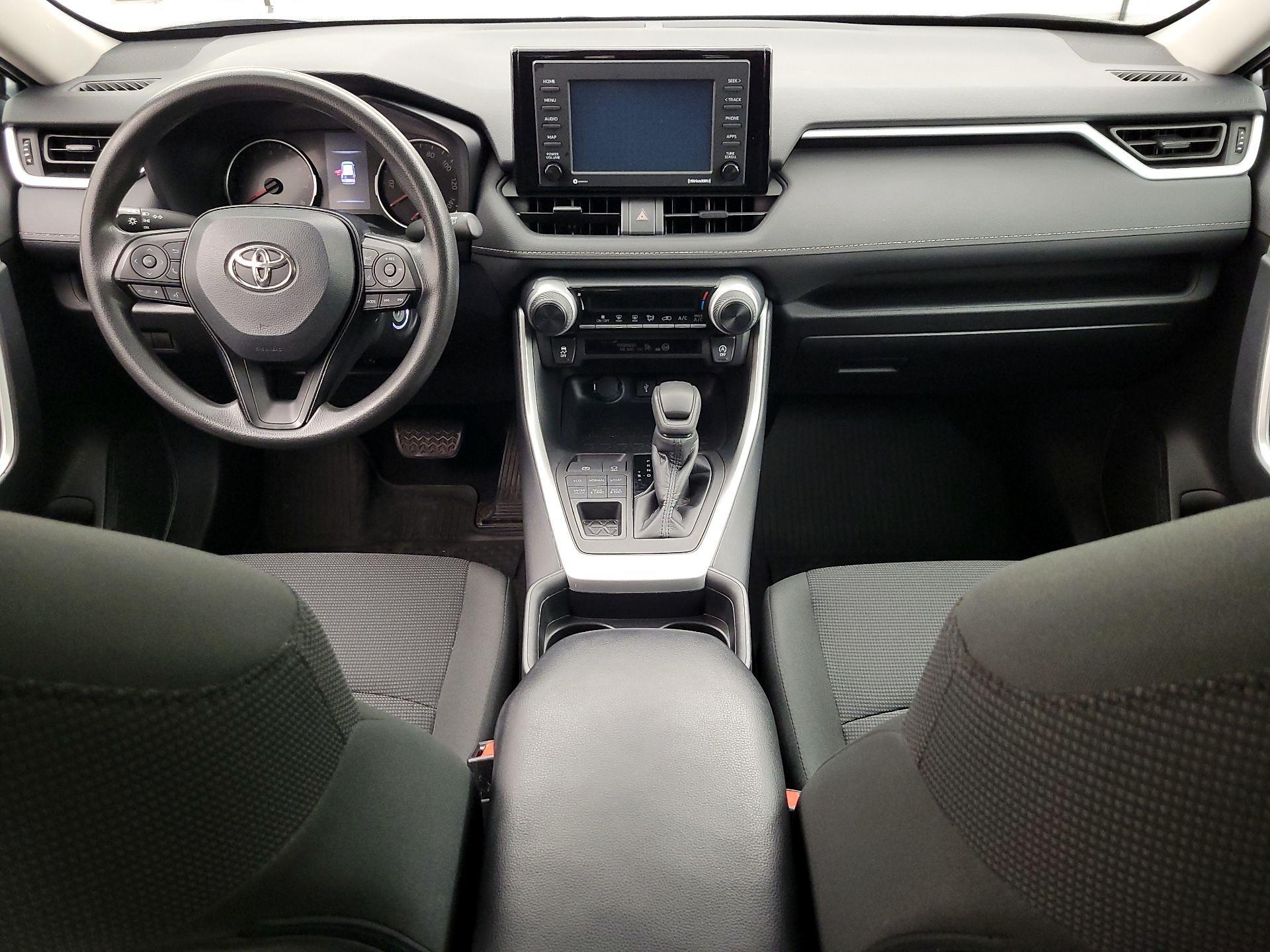 Thumbnail: 2021 Toyota RAV4 - 9