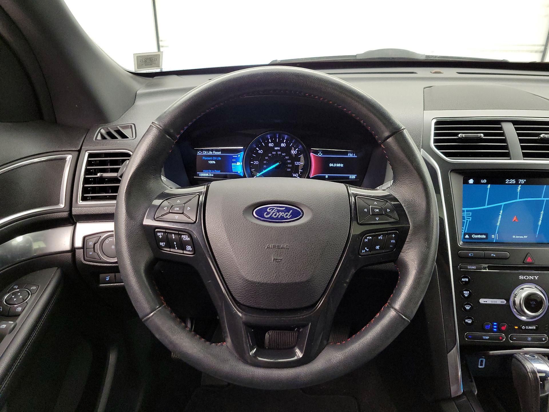 Thumbnail: 2018 Ford Explorer - 10