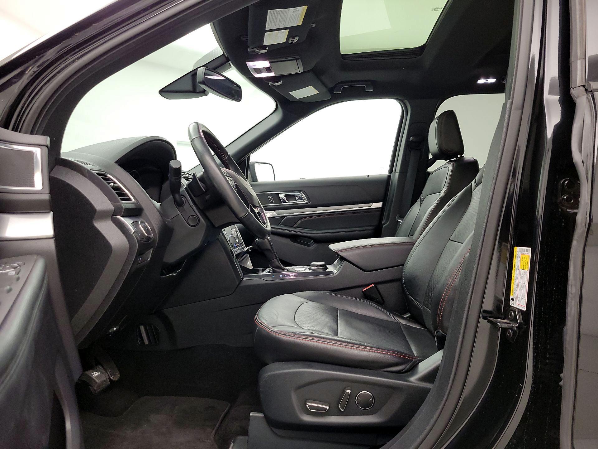 Thumbnail: 2018 Ford Explorer - 11