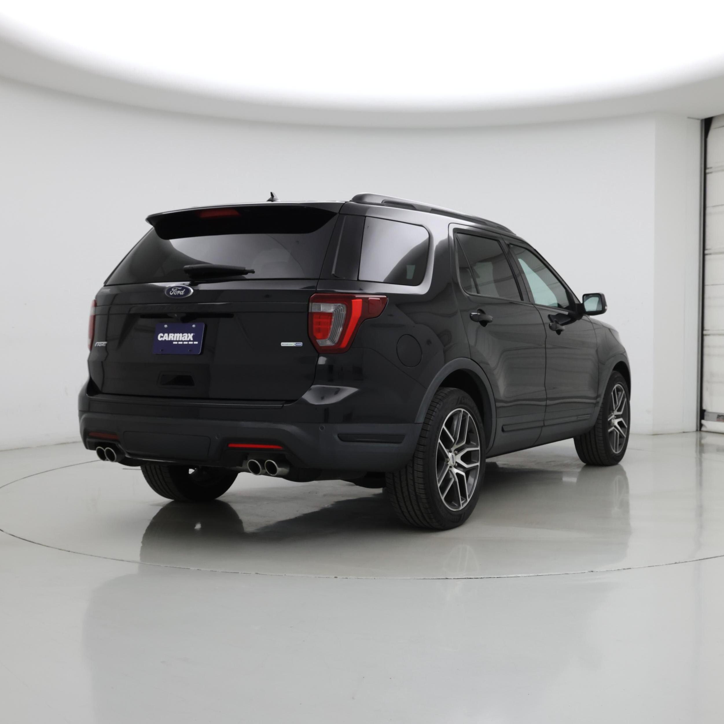Thumbnail: 2018 Ford Explorer - 8