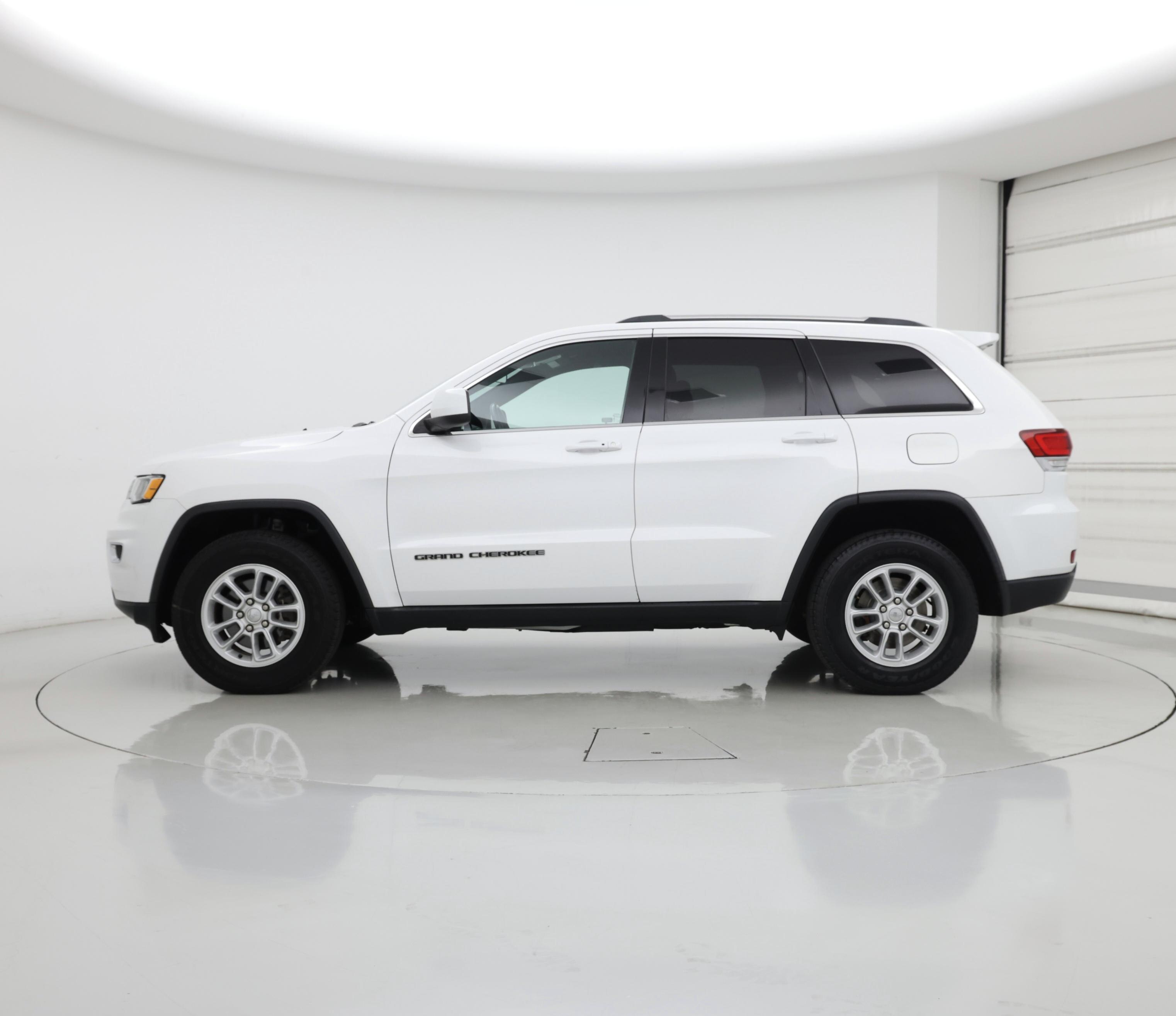 Thumbnail: 2020 Jeep Grand Cherokee - 3
