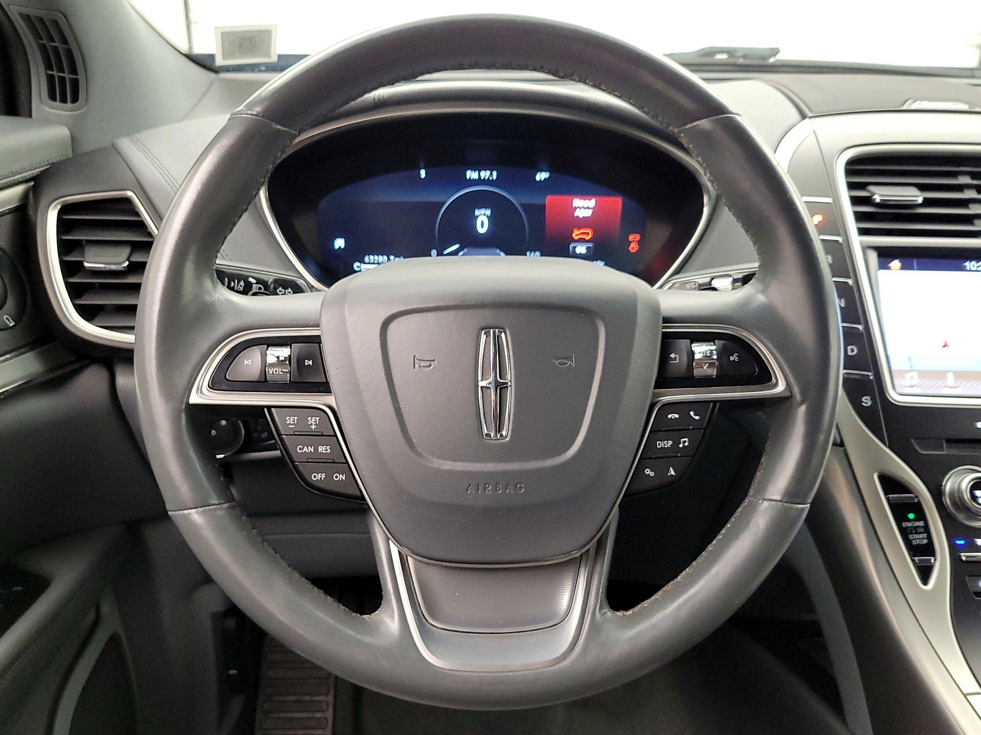 Thumbnail: 2019 Lincoln Nautilus - 10