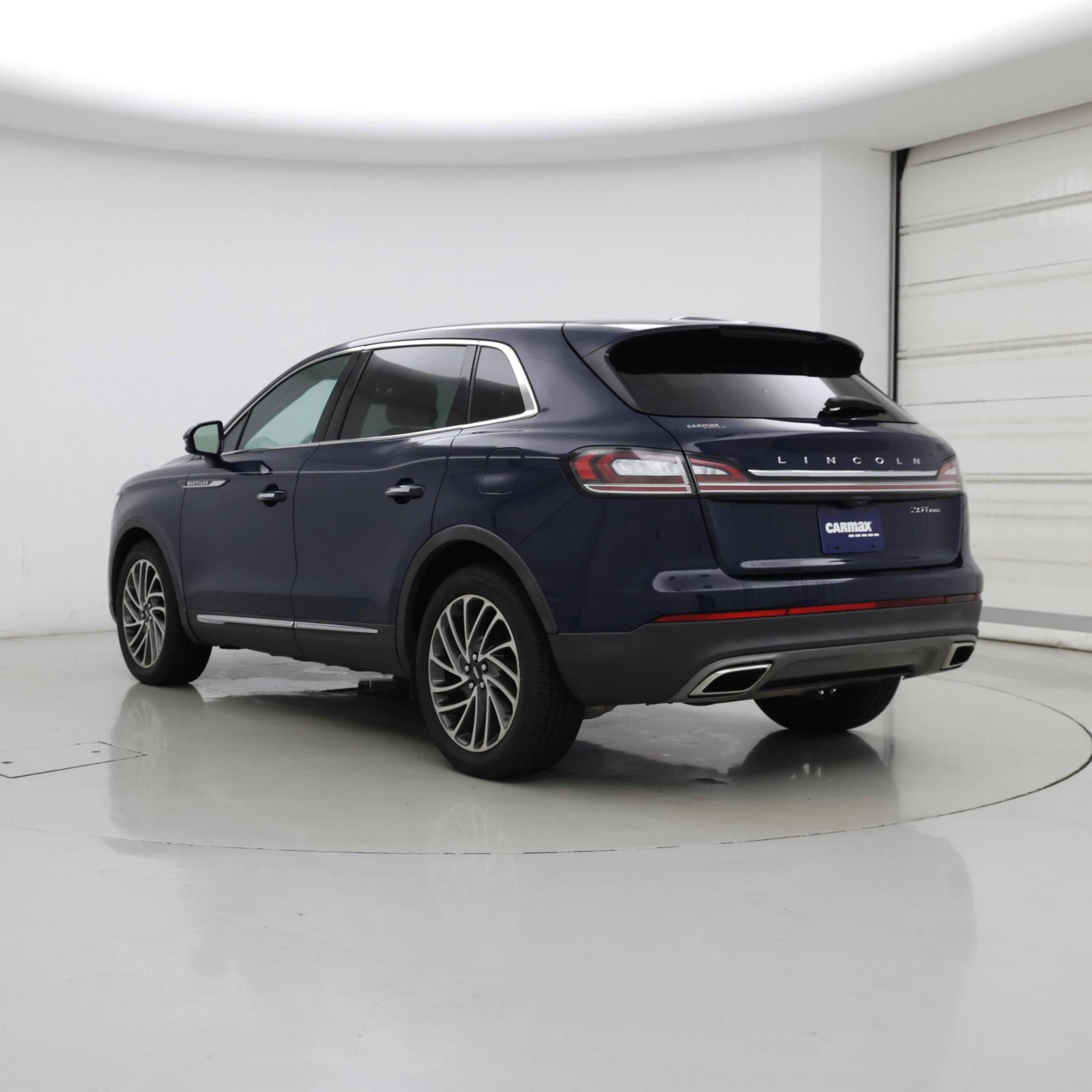 Thumbnail: 2019 Lincoln Nautilus - 2