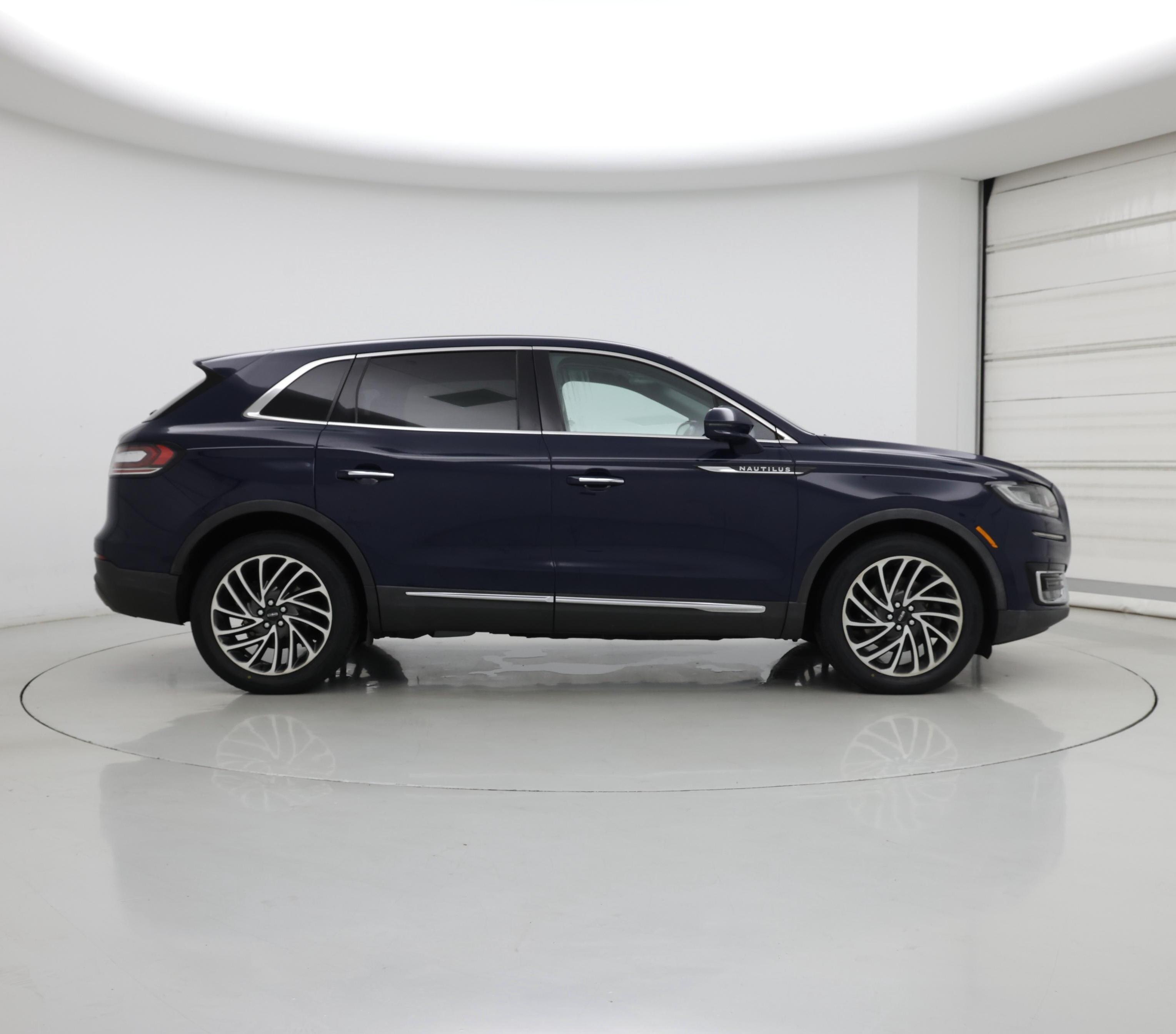 Thumbnail: 2019 Lincoln Nautilus - 7