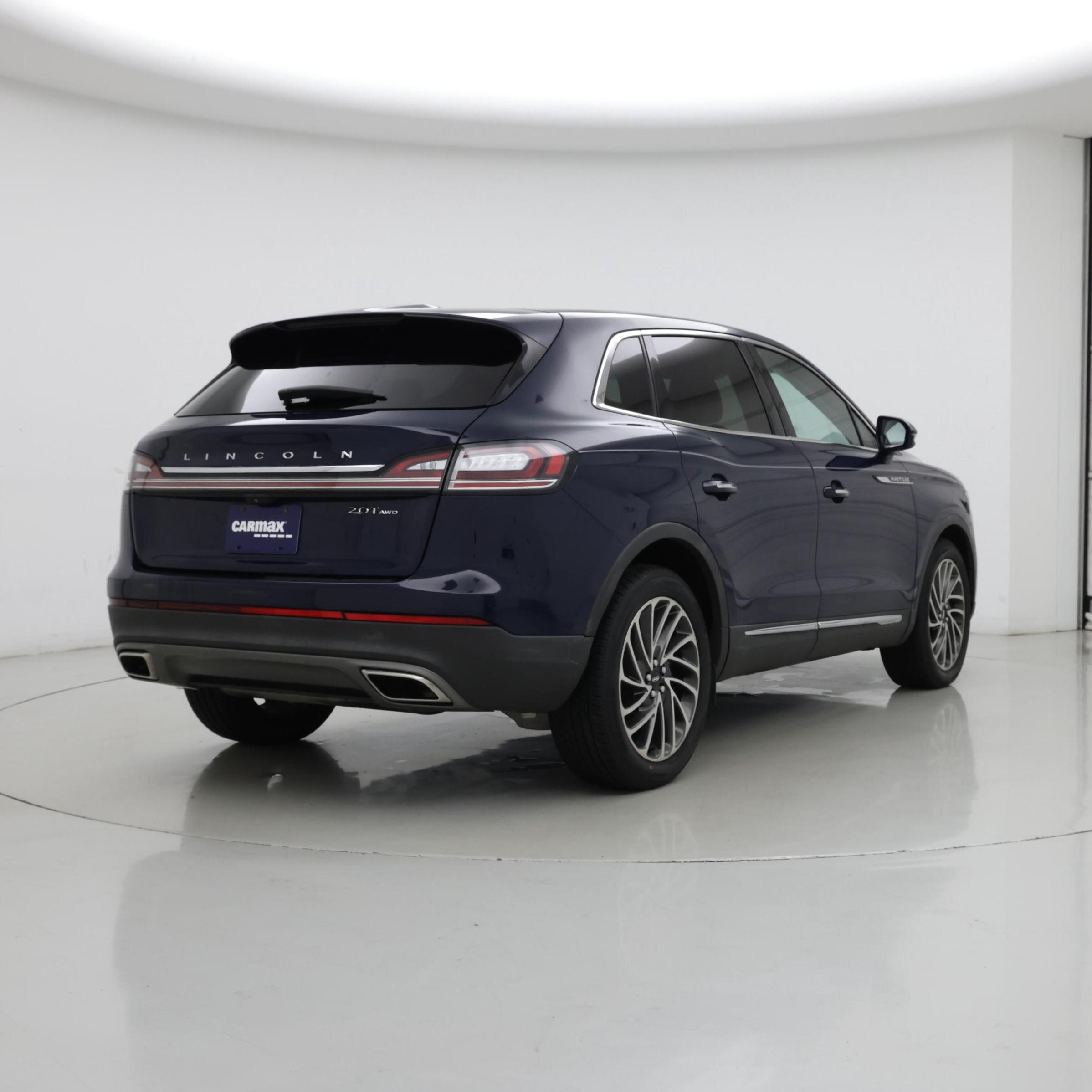 Thumbnail: 2019 Lincoln Nautilus - 8