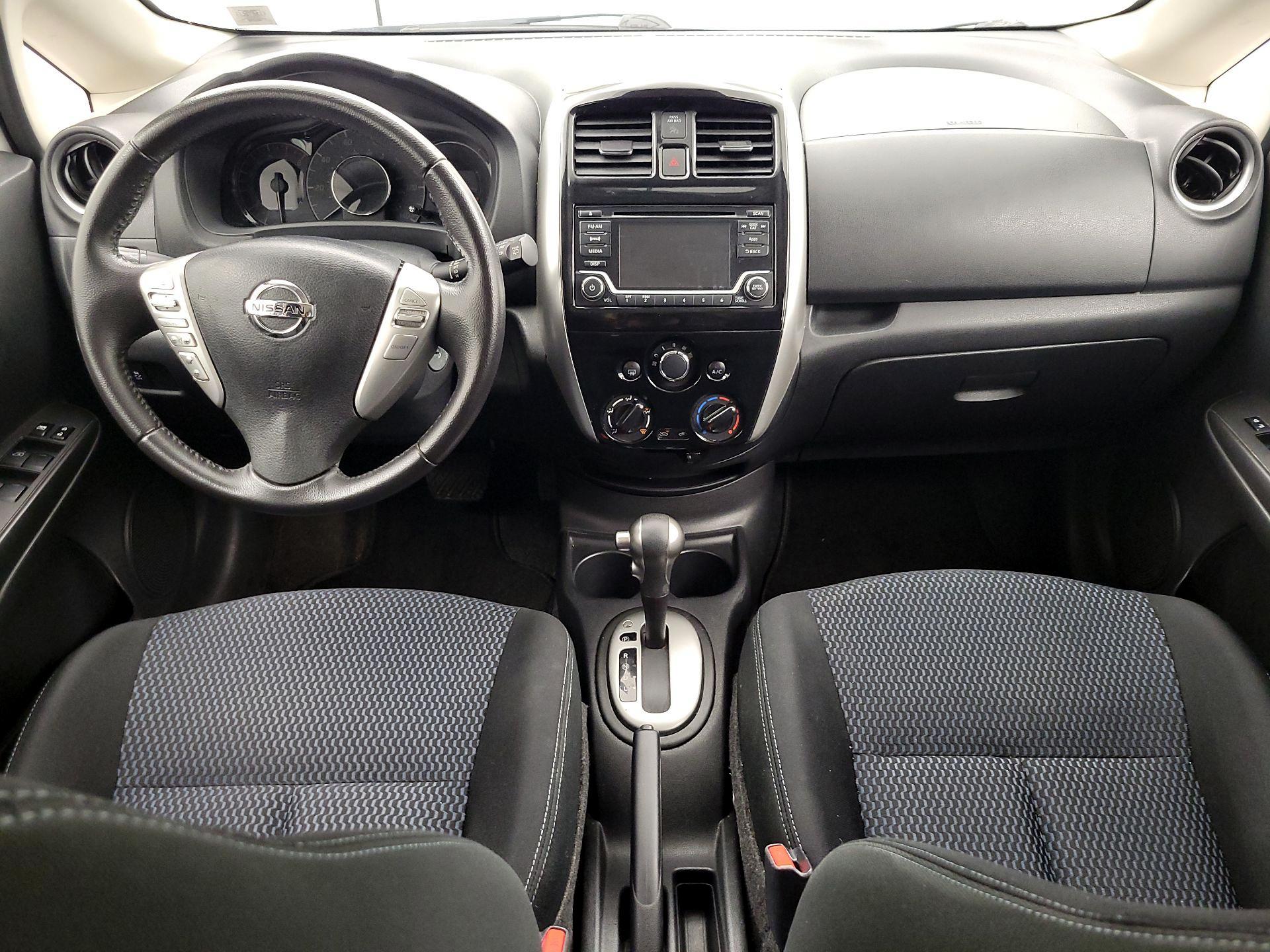 Thumbnail: 2016 Nissan Versa Note - 9