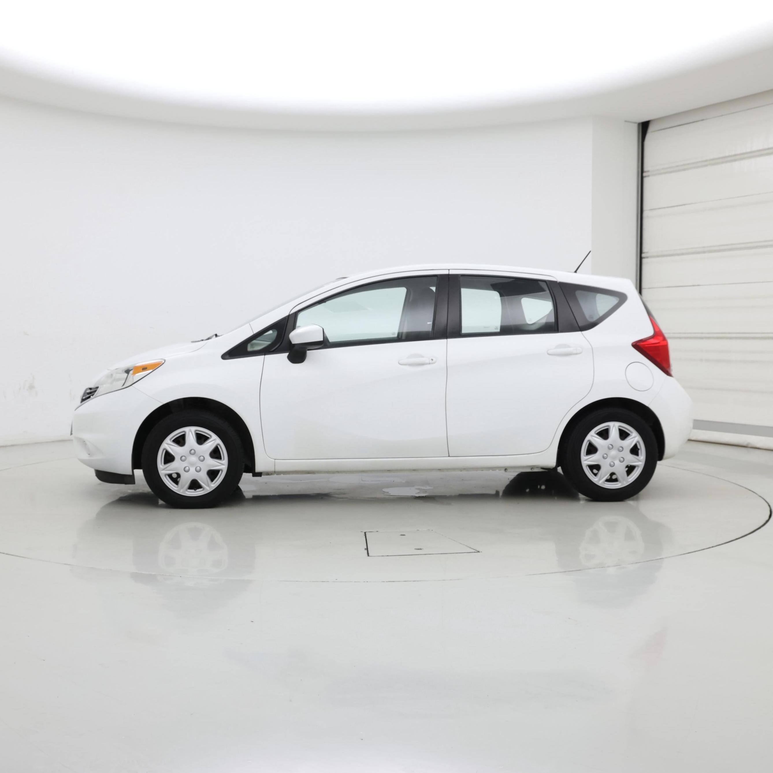 Thumbnail: 2016 Nissan Versa Note - 3