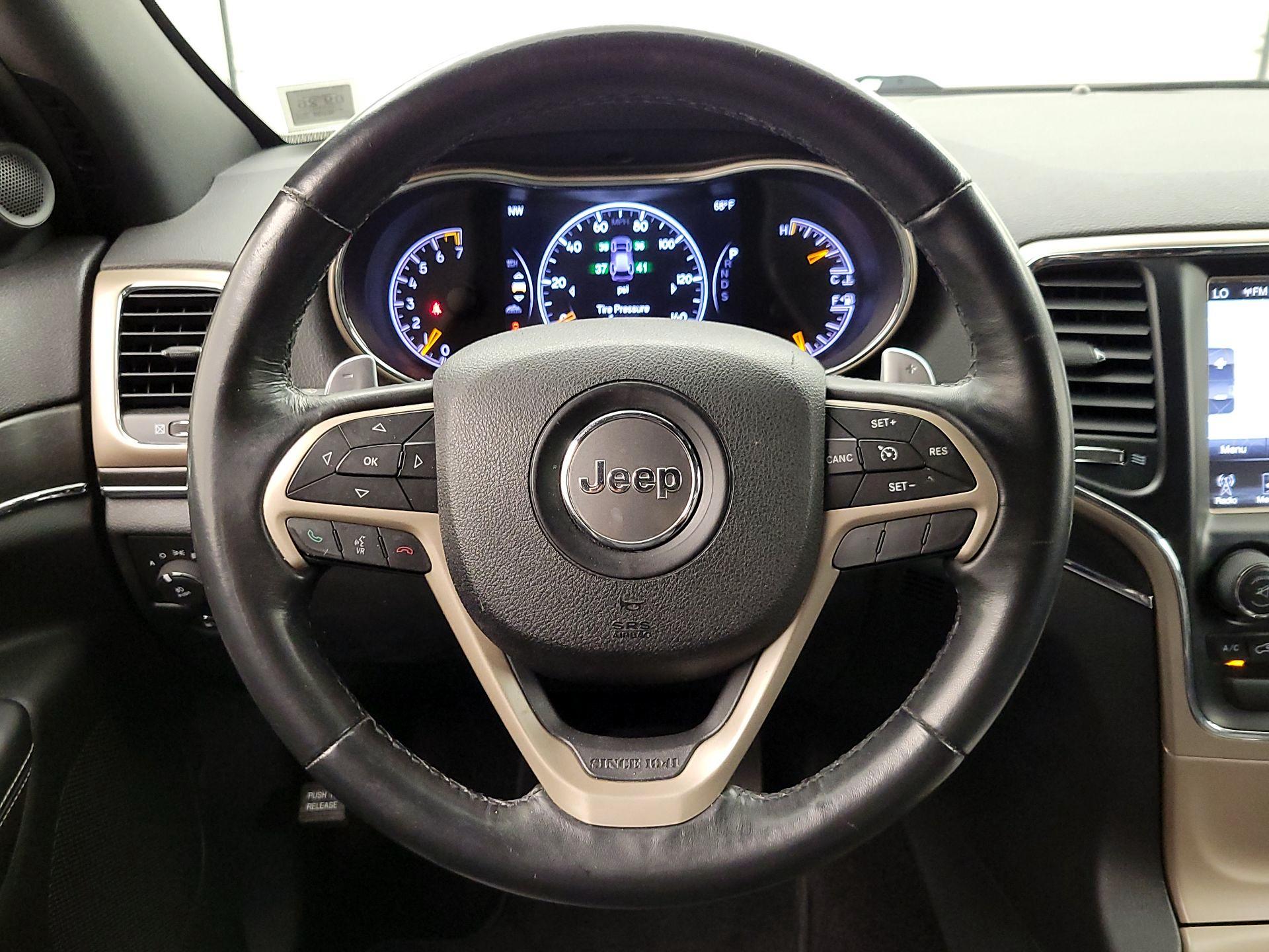 Thumbnail: 2015 Jeep Grand Cherokee - 10