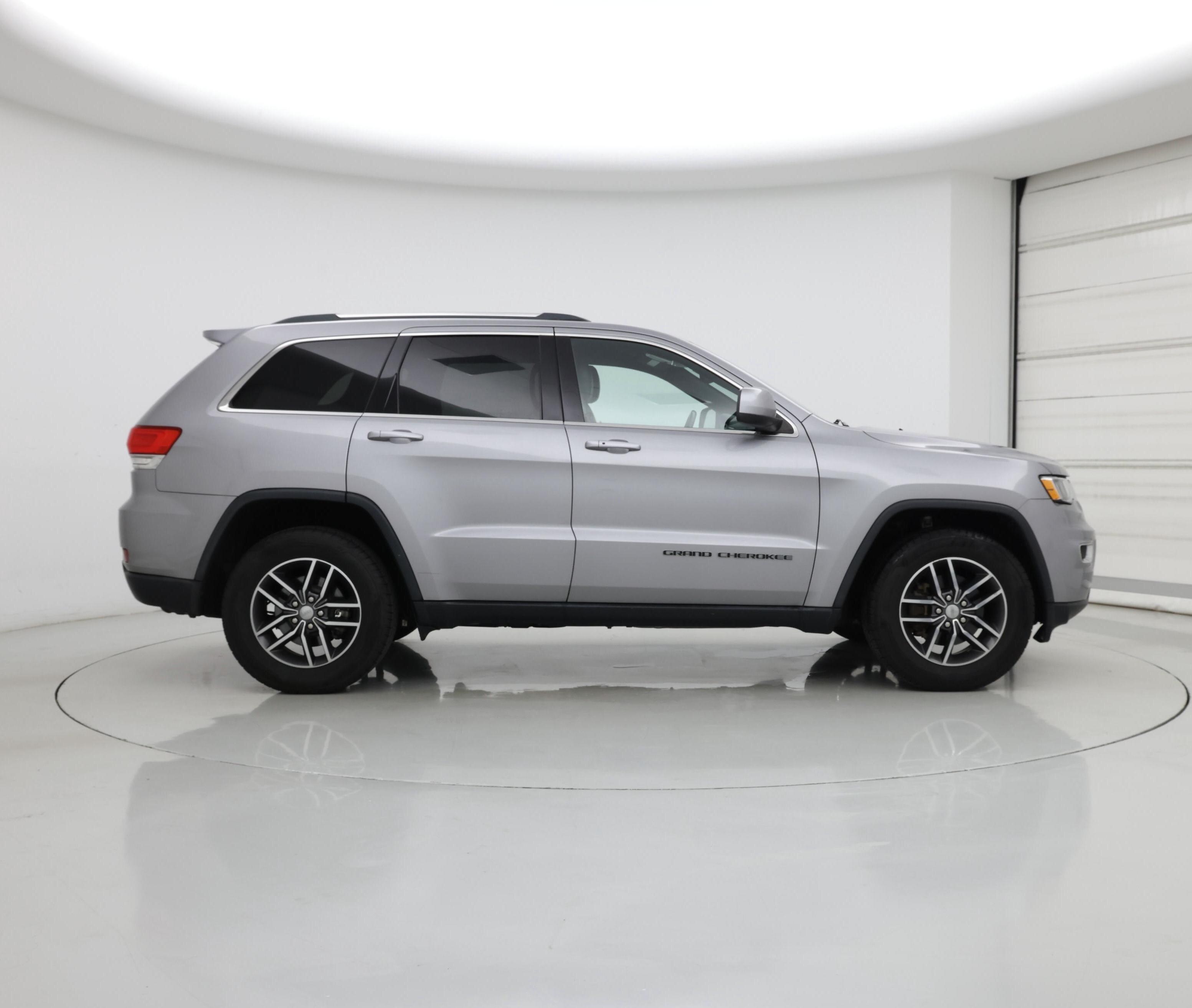 Thumbnail: 2018 Jeep Grand Cherokee - 7