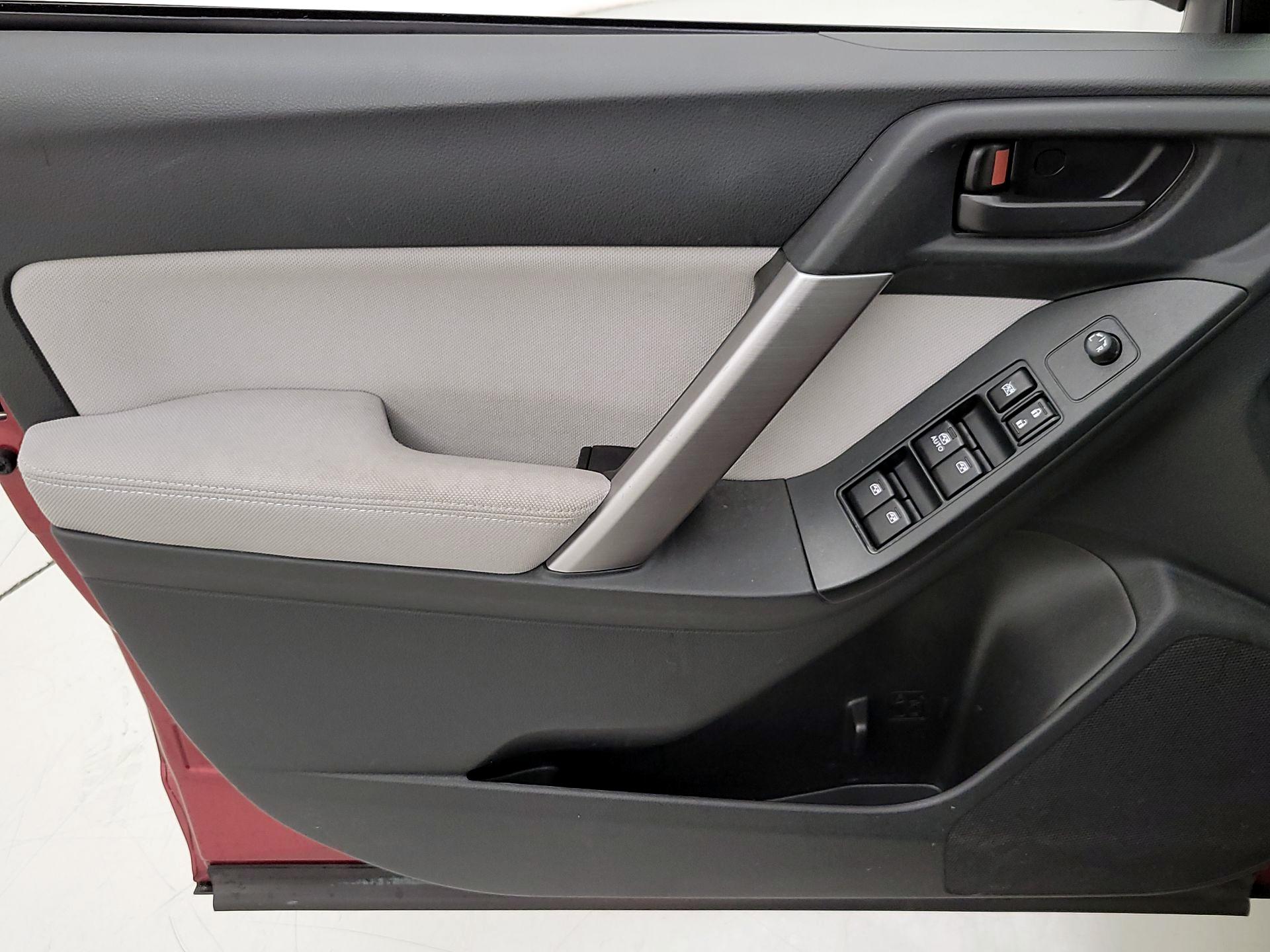 Thumbnail: 2014 Subaru Forester - 12