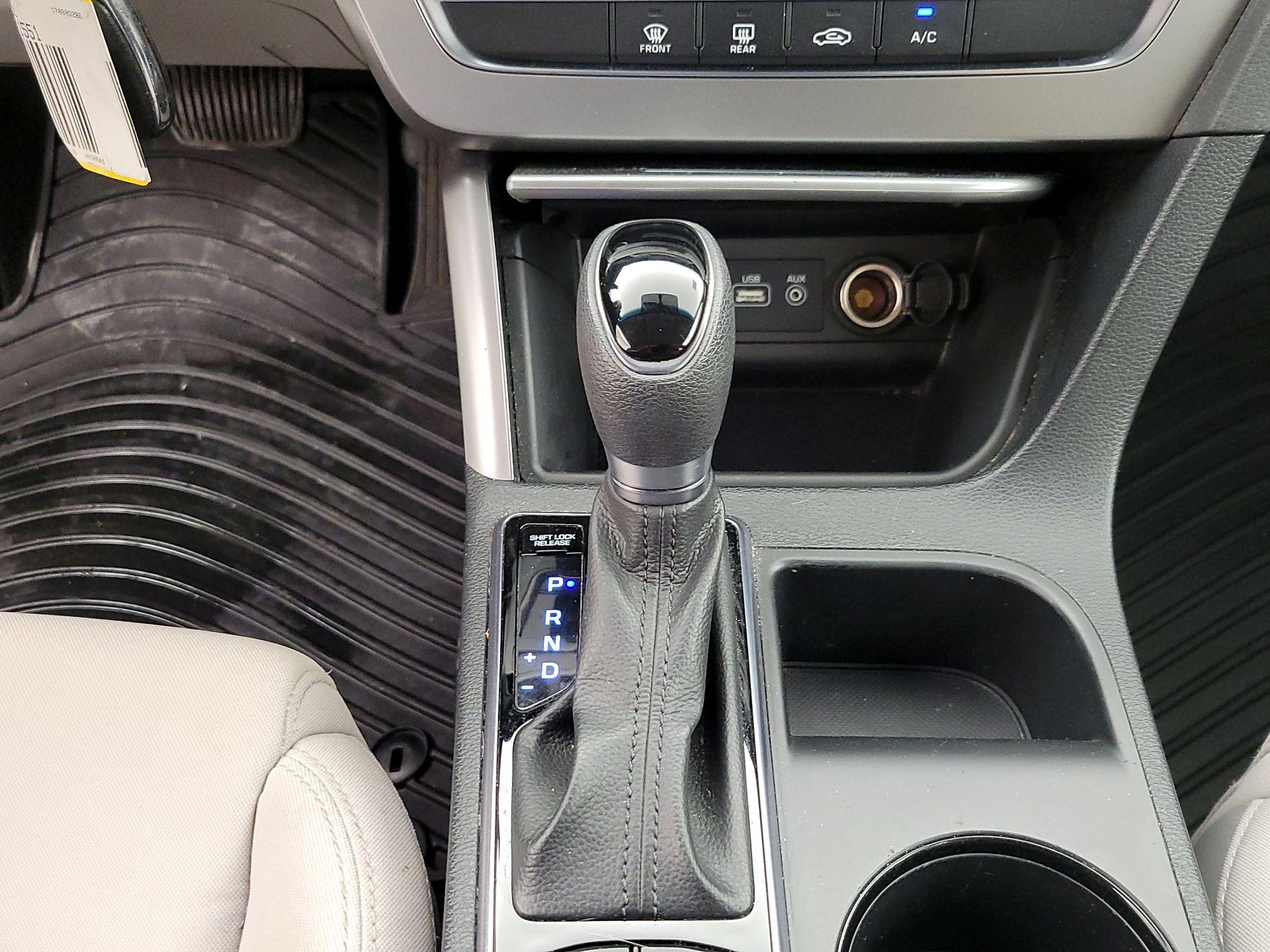 Thumbnail: 2016 Hyundai Sonata - 16