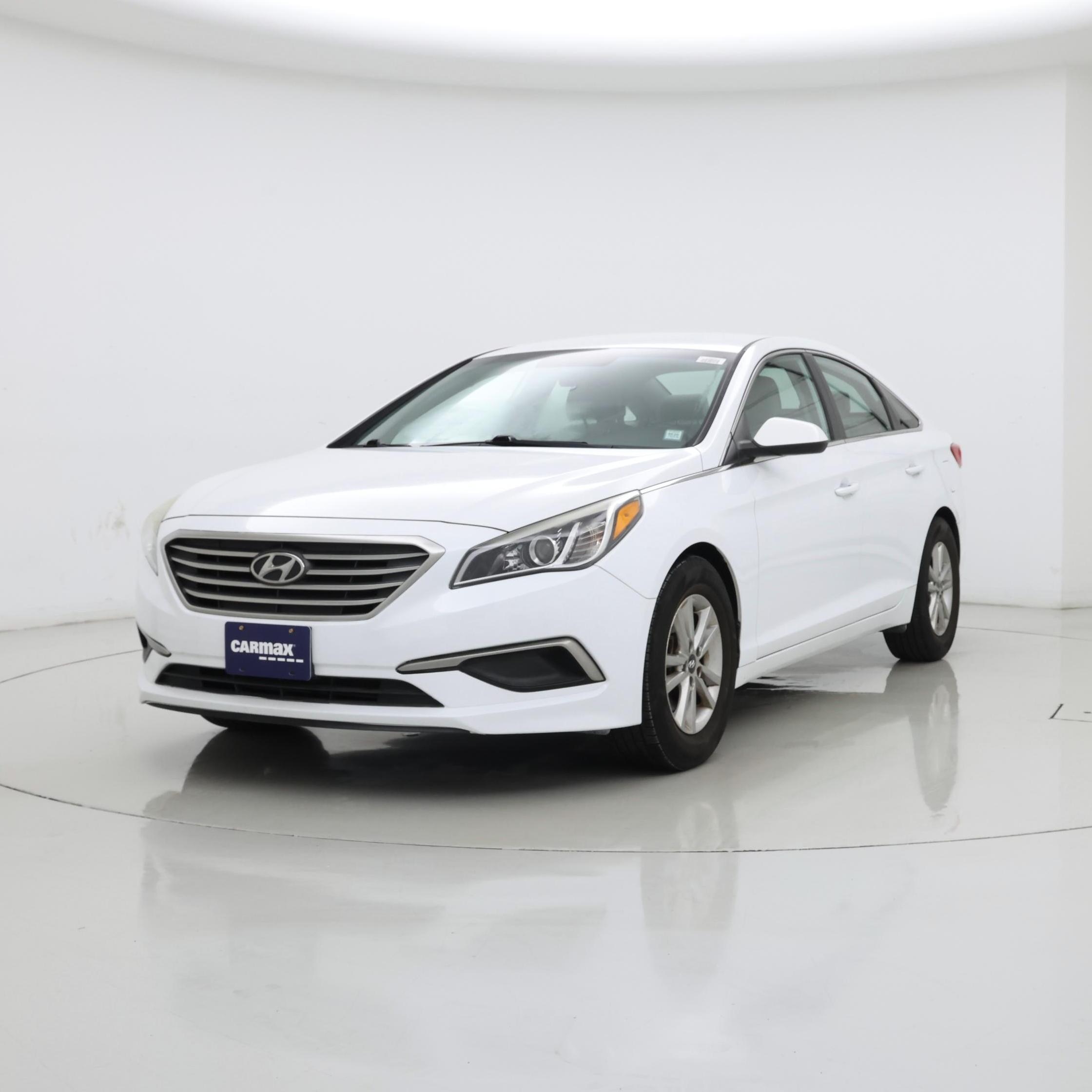 Thumbnail: 2016 Hyundai Sonata - 4