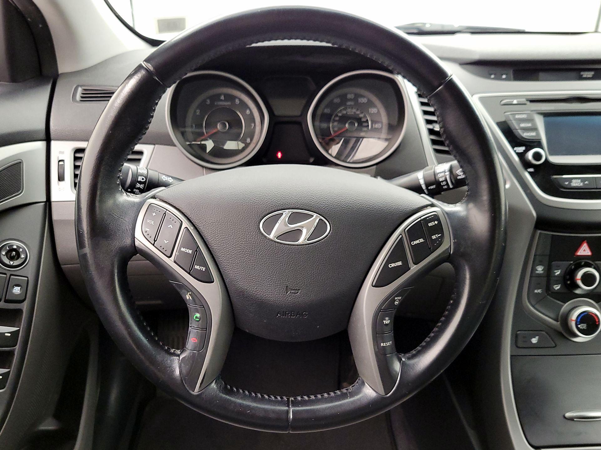 Thumbnail: 2014 Hyundai Elantra - 10