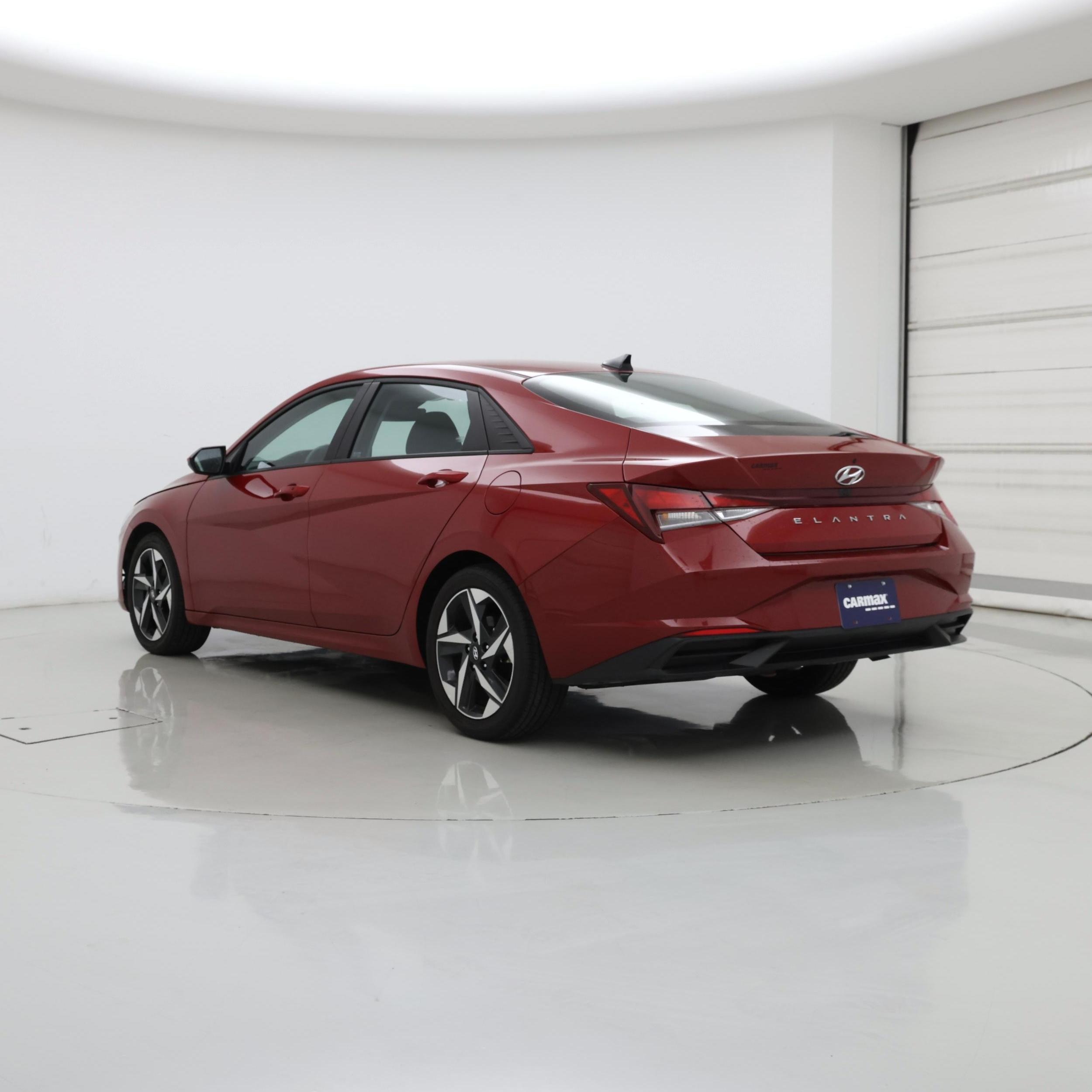 Thumbnail: 2023 Hyundai Elantra - 2