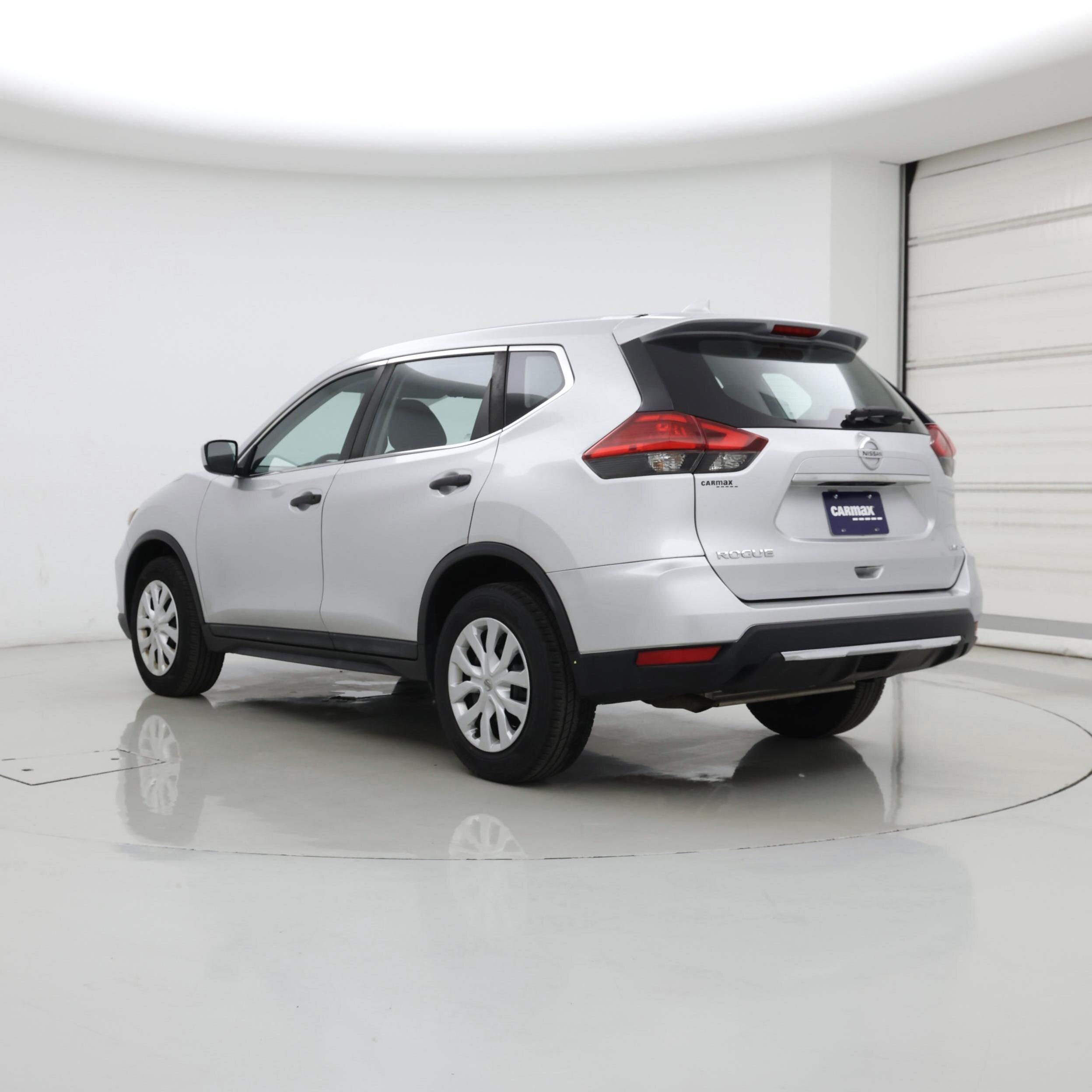 Thumbnail: 2017 Nissan Rogue - 2