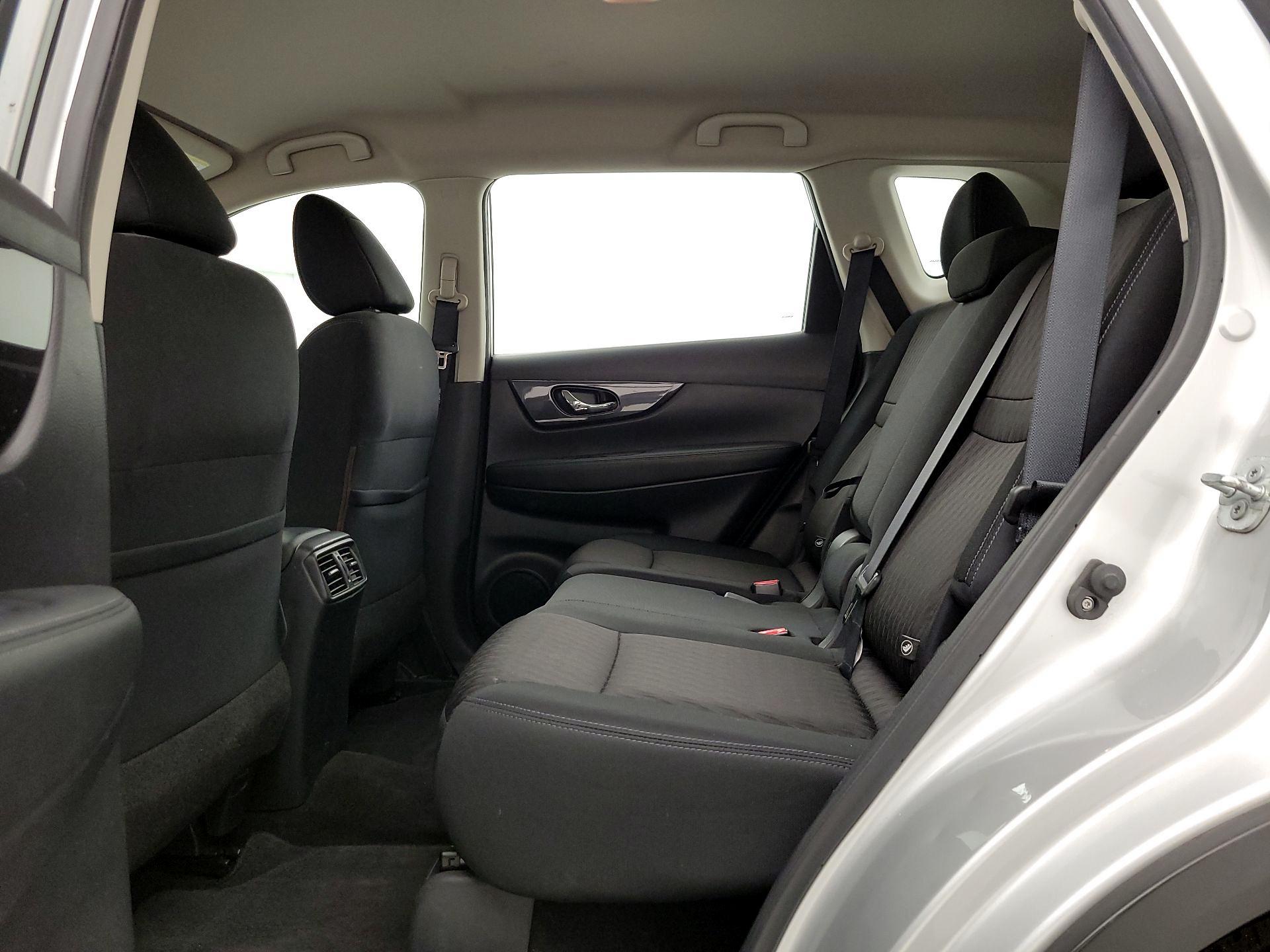 Thumbnail: 2017 Nissan Rogue - 19