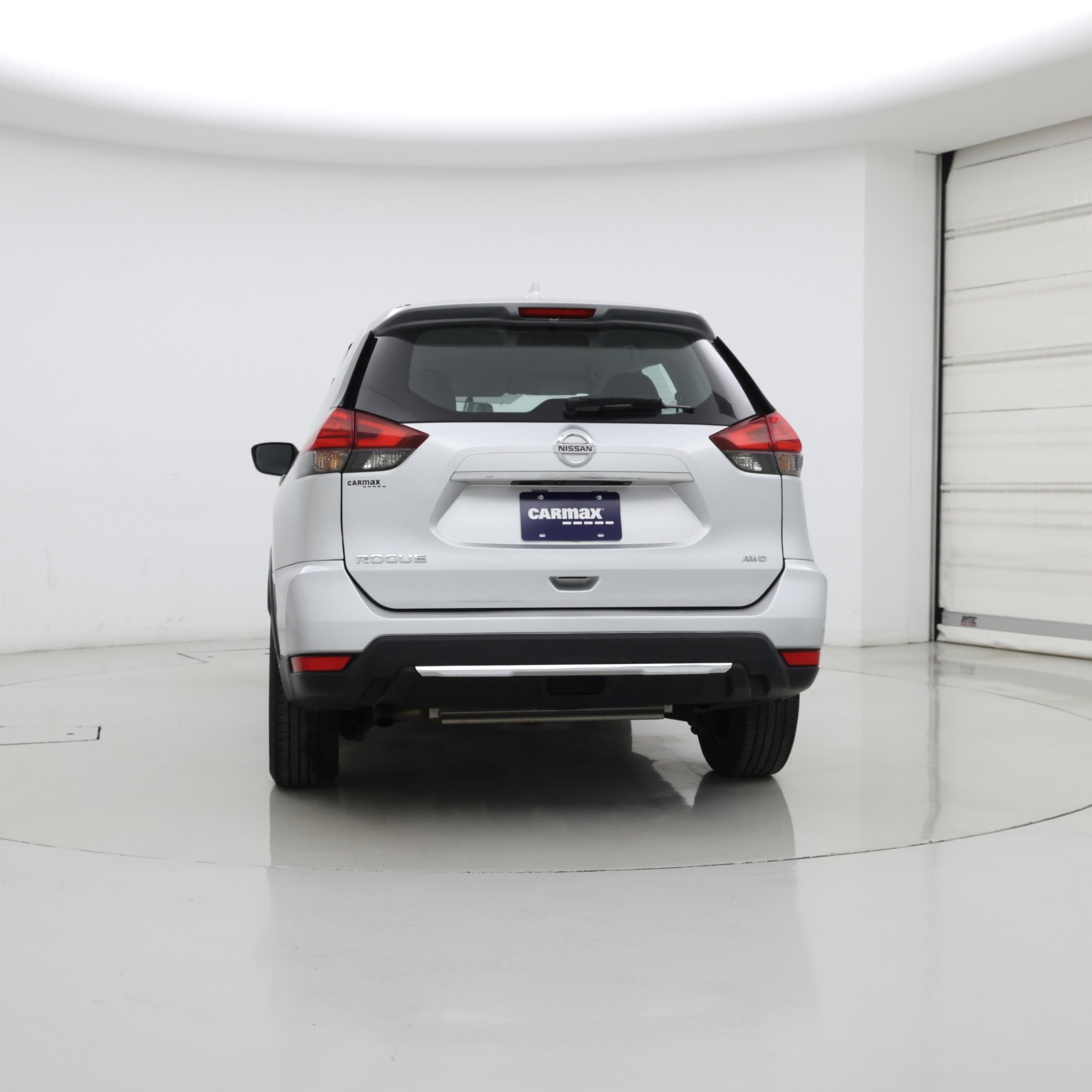 Thumbnail: 2017 Nissan Rogue - 6