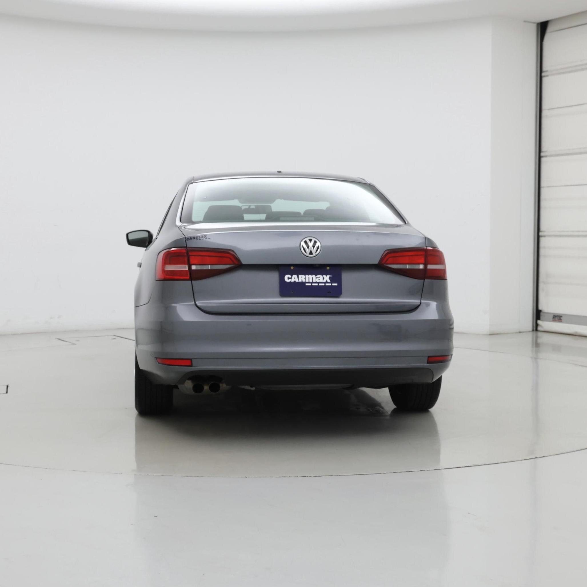 Thumbnail: 2017 Volkswagen Jetta - 6