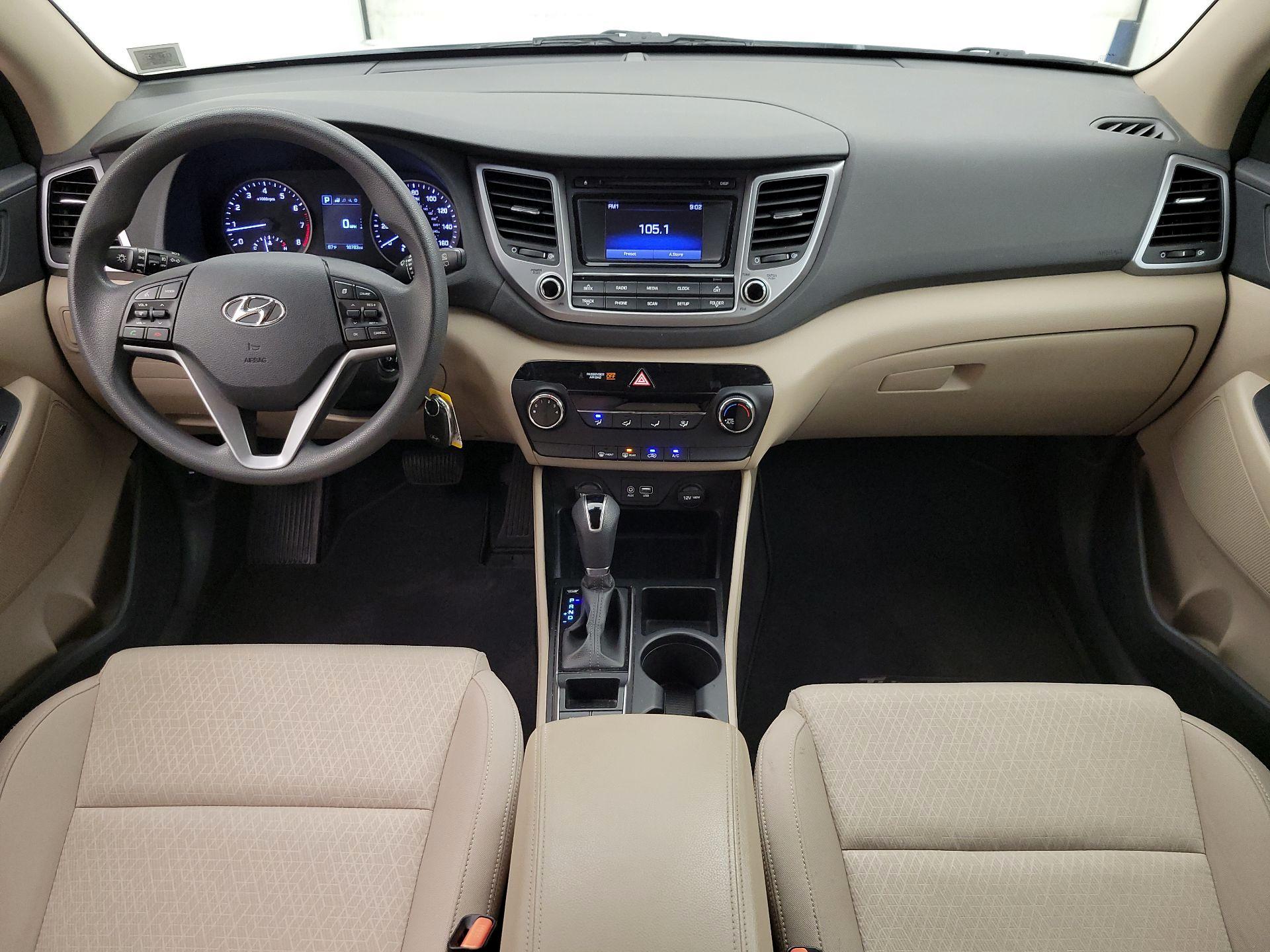 Thumbnail: 2016 Hyundai Tucson - 9