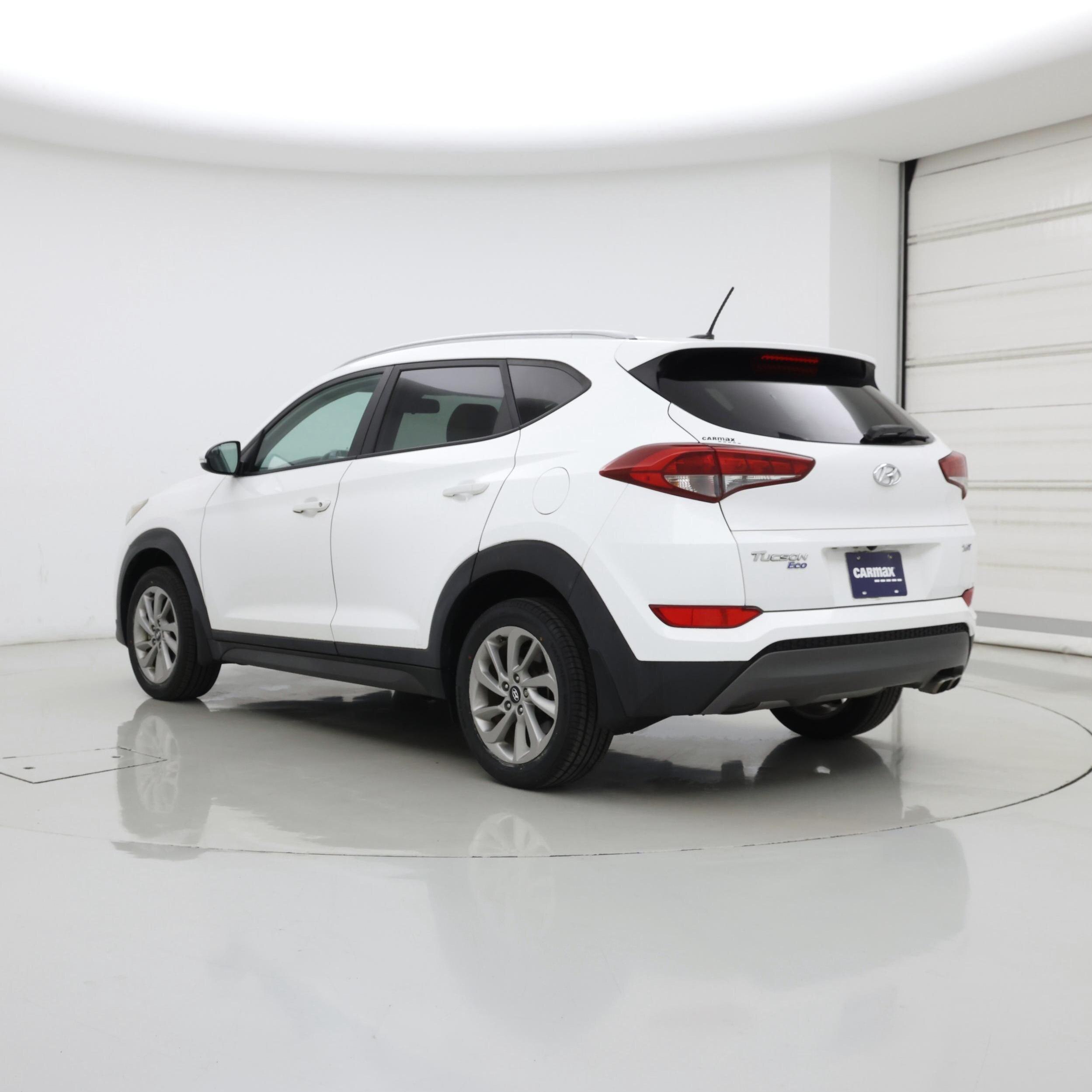 Thumbnail: 2016 Hyundai Tucson - 2