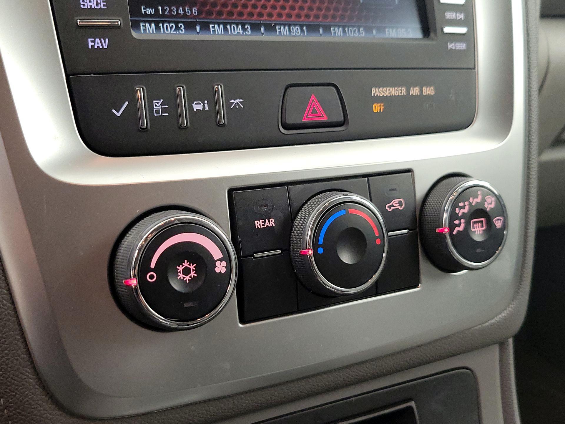 Thumbnail: 2016 GMC Acadia - 16