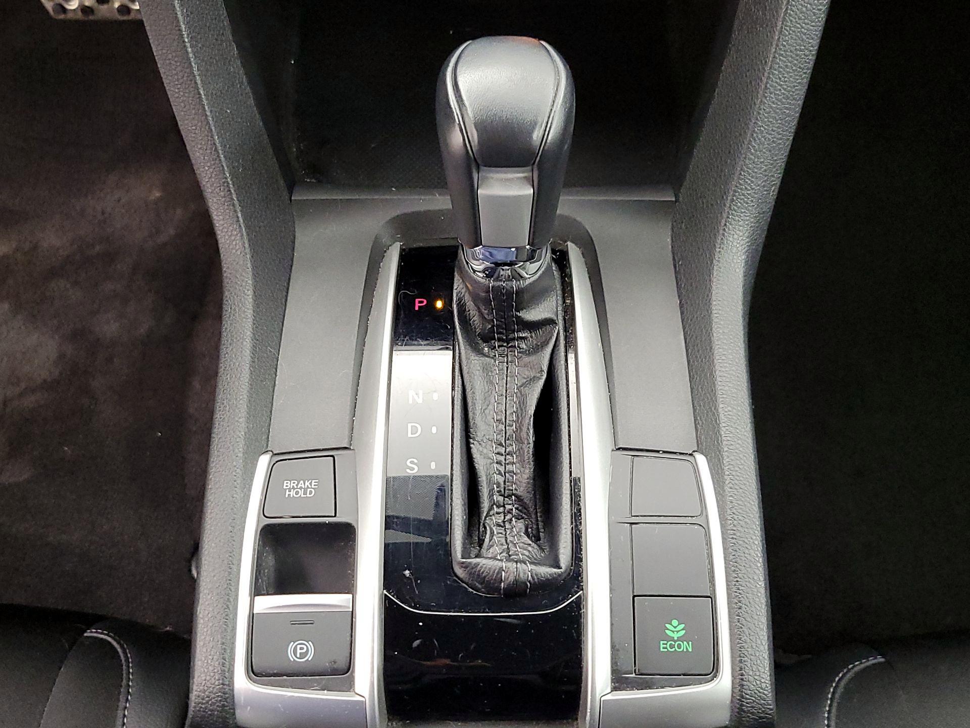 Thumbnail: 2019 Honda Civic - 17