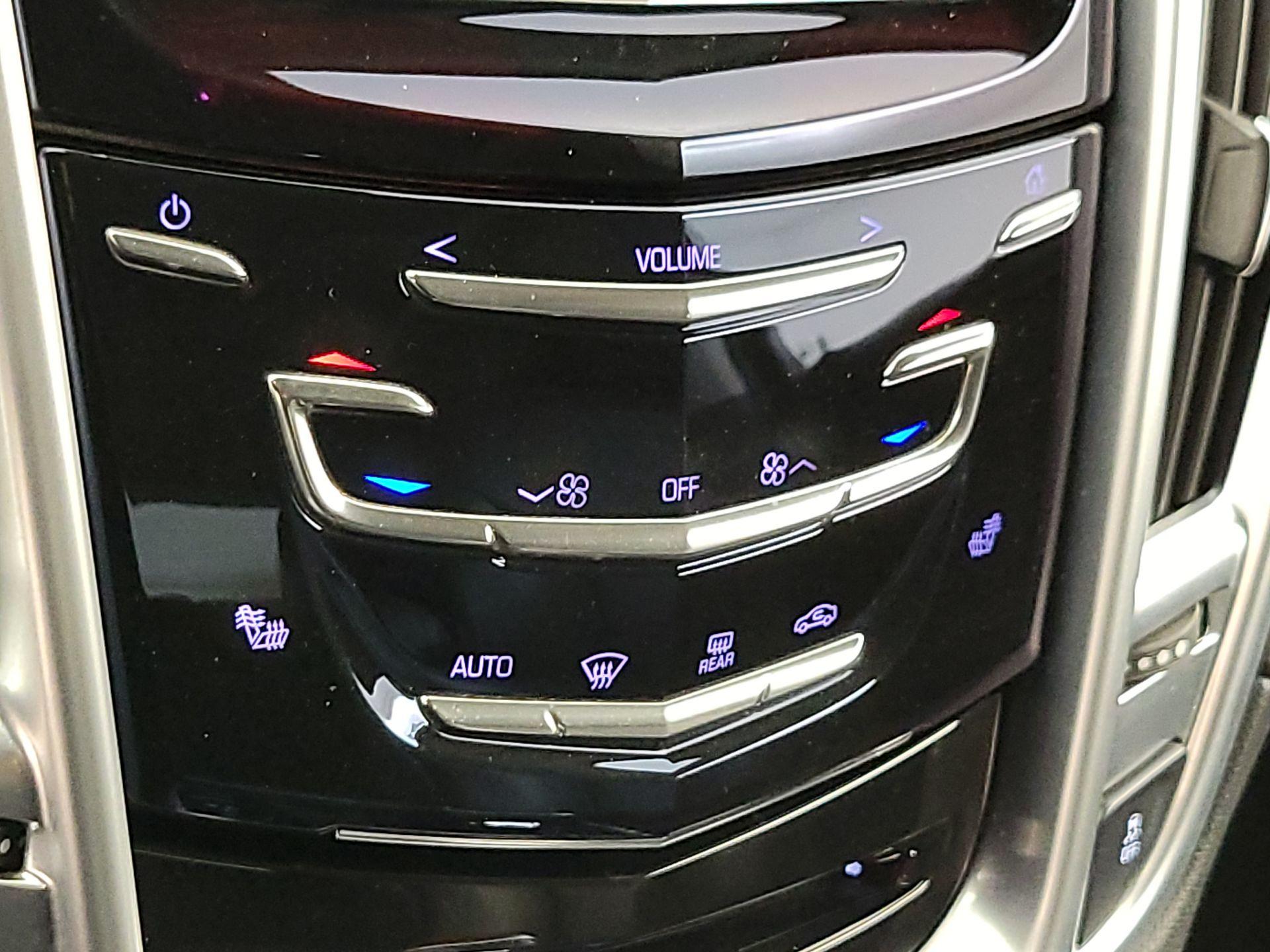 Thumbnail: 2016 Cadillac SRX - 17