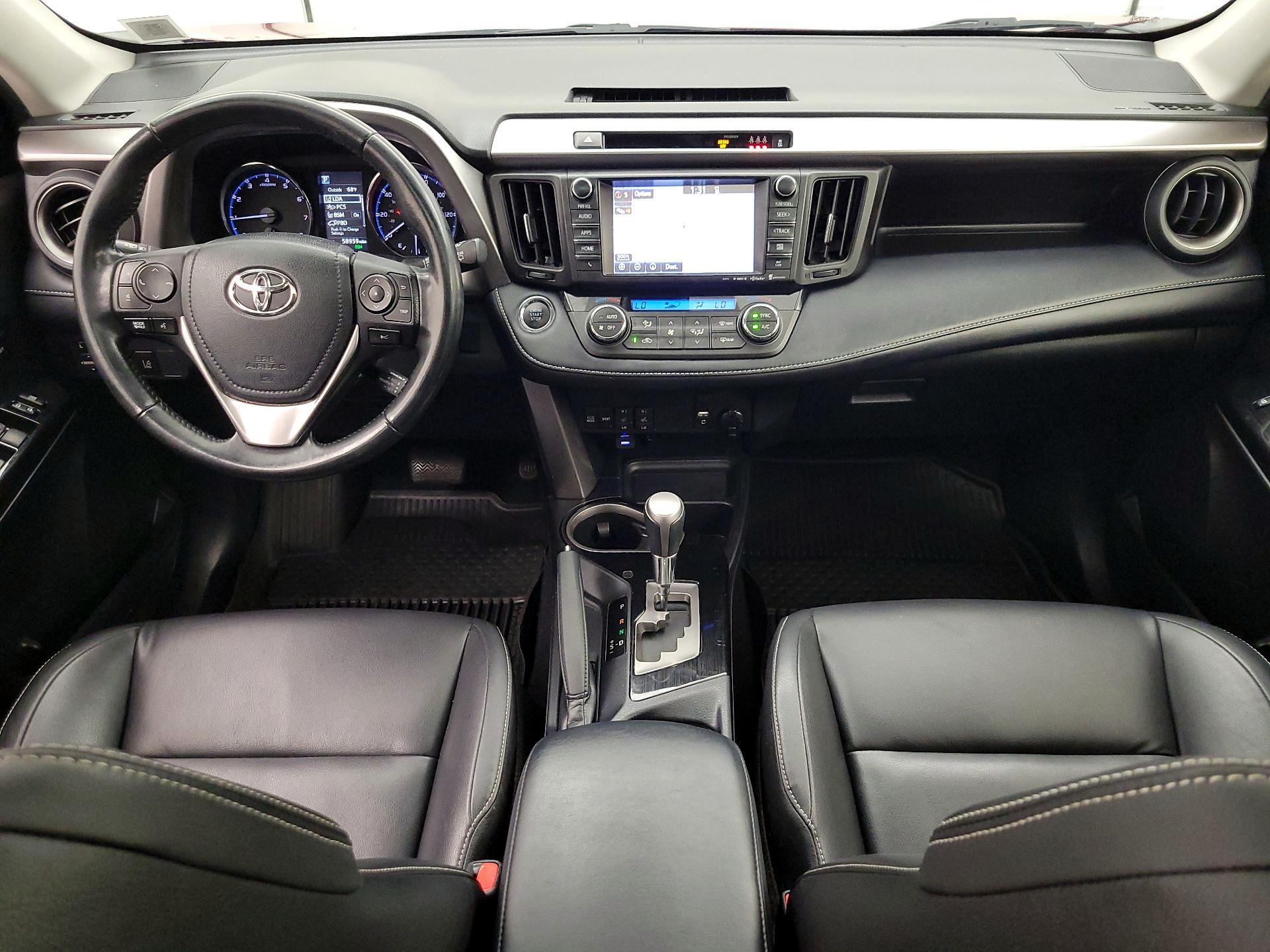 Thumbnail: 2018 Toyota RAV4 - 9