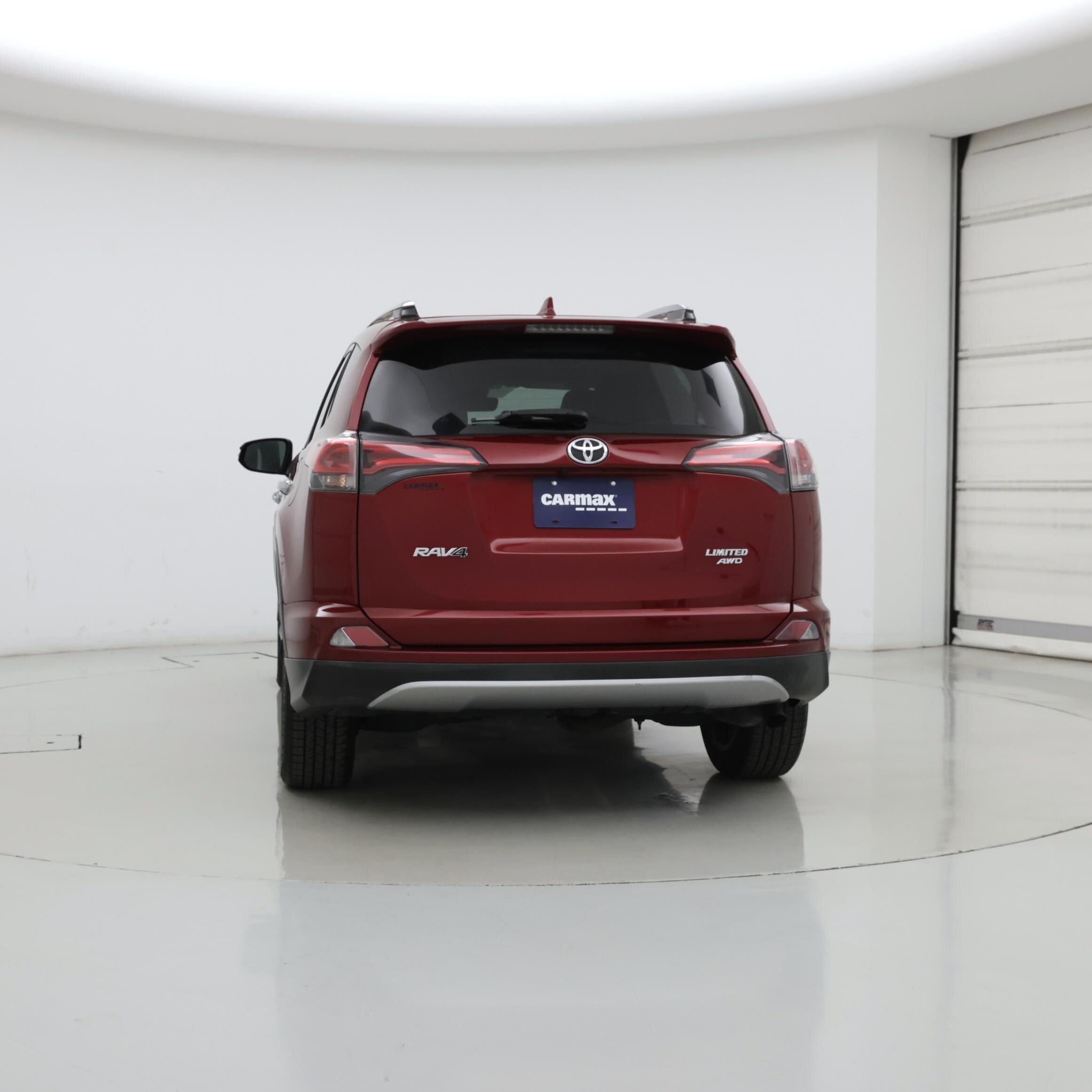 Thumbnail: 2018 Toyota RAV4 - 6