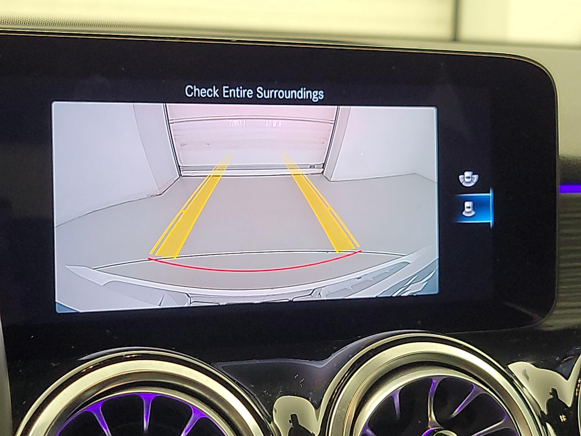 Thumbnail: 2023 Mercedes-Benz GLB - 14