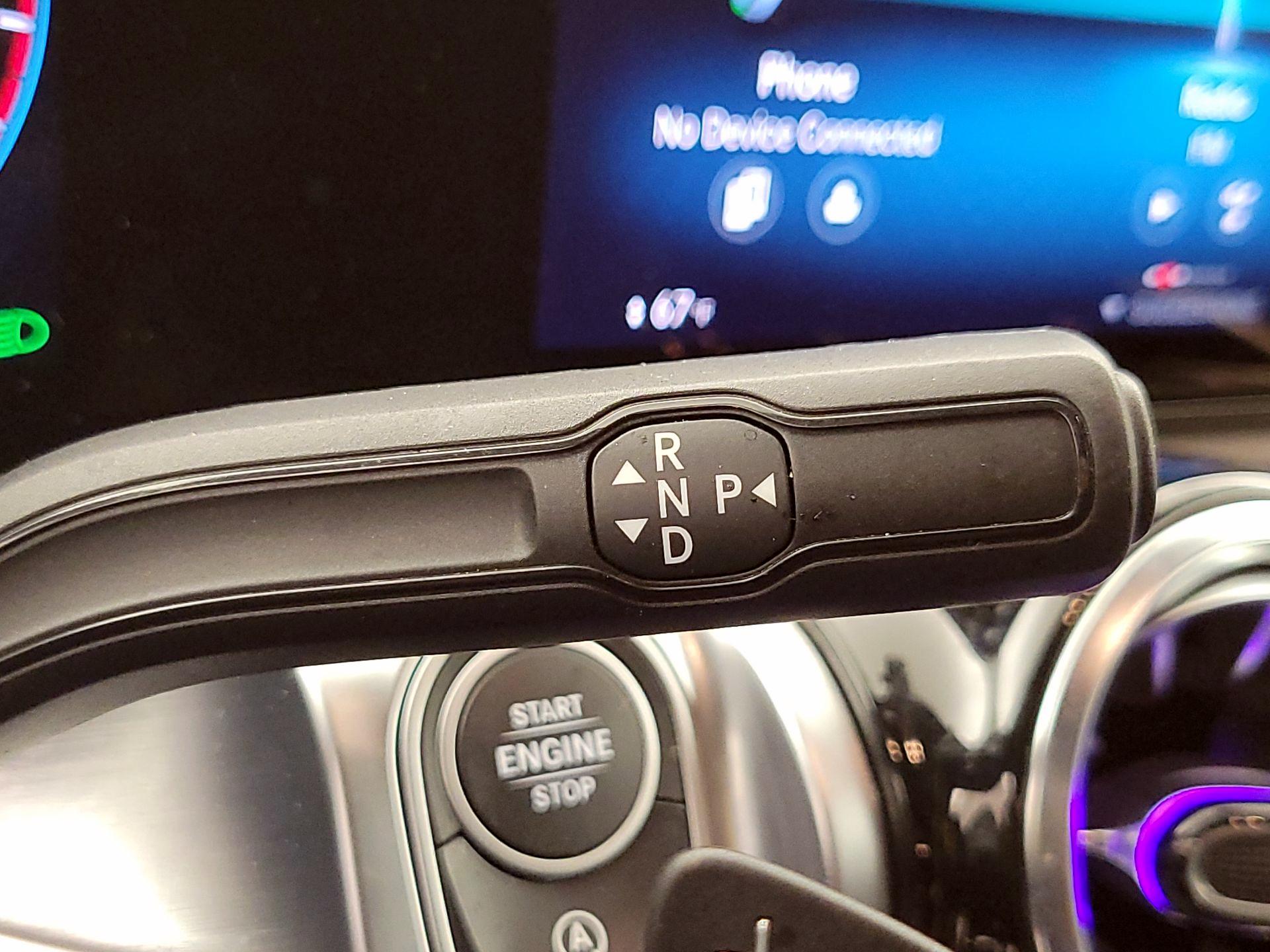 Thumbnail: 2023 Mercedes-Benz GLB - 17