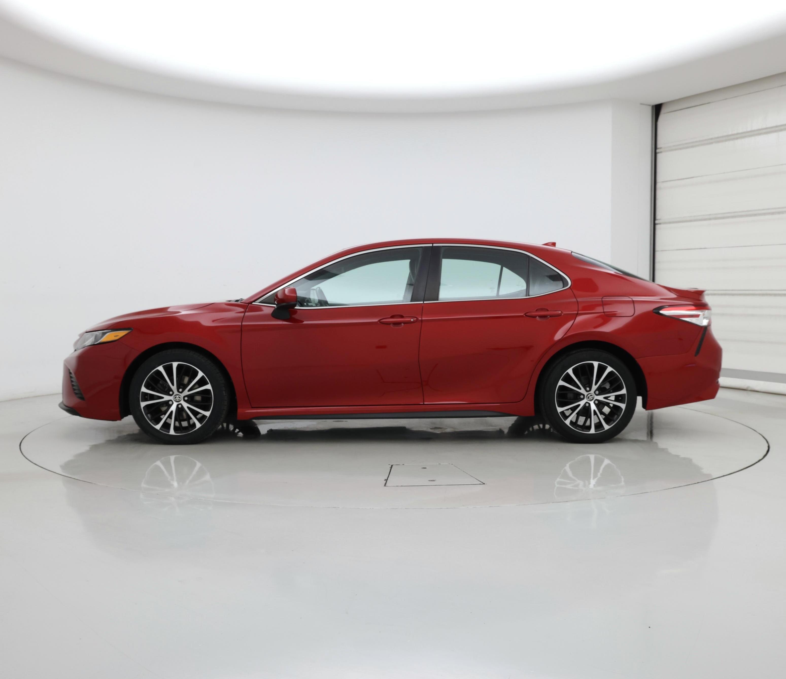 Thumbnail: 2020 Toyota Camry - 3