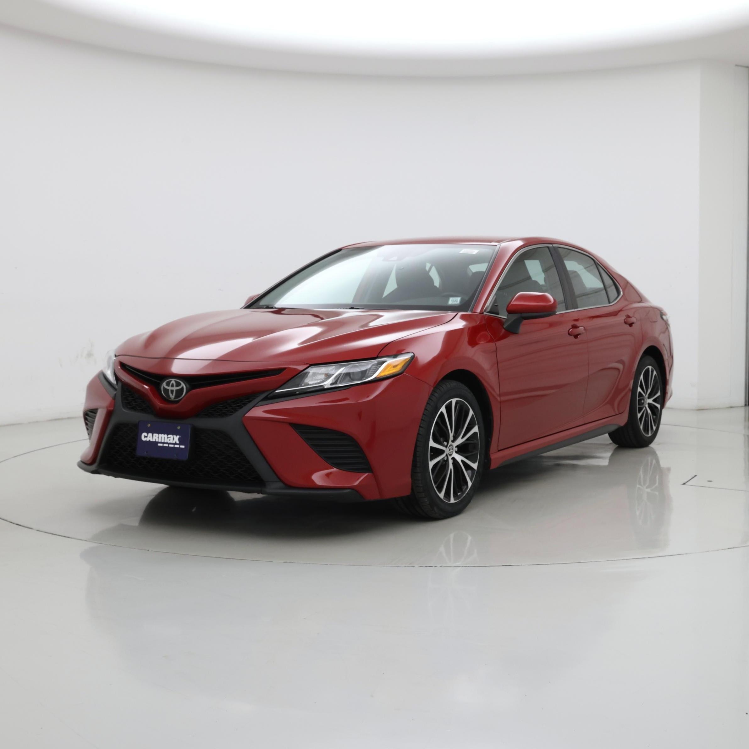 Thumbnail: 2020 Toyota Camry - 4