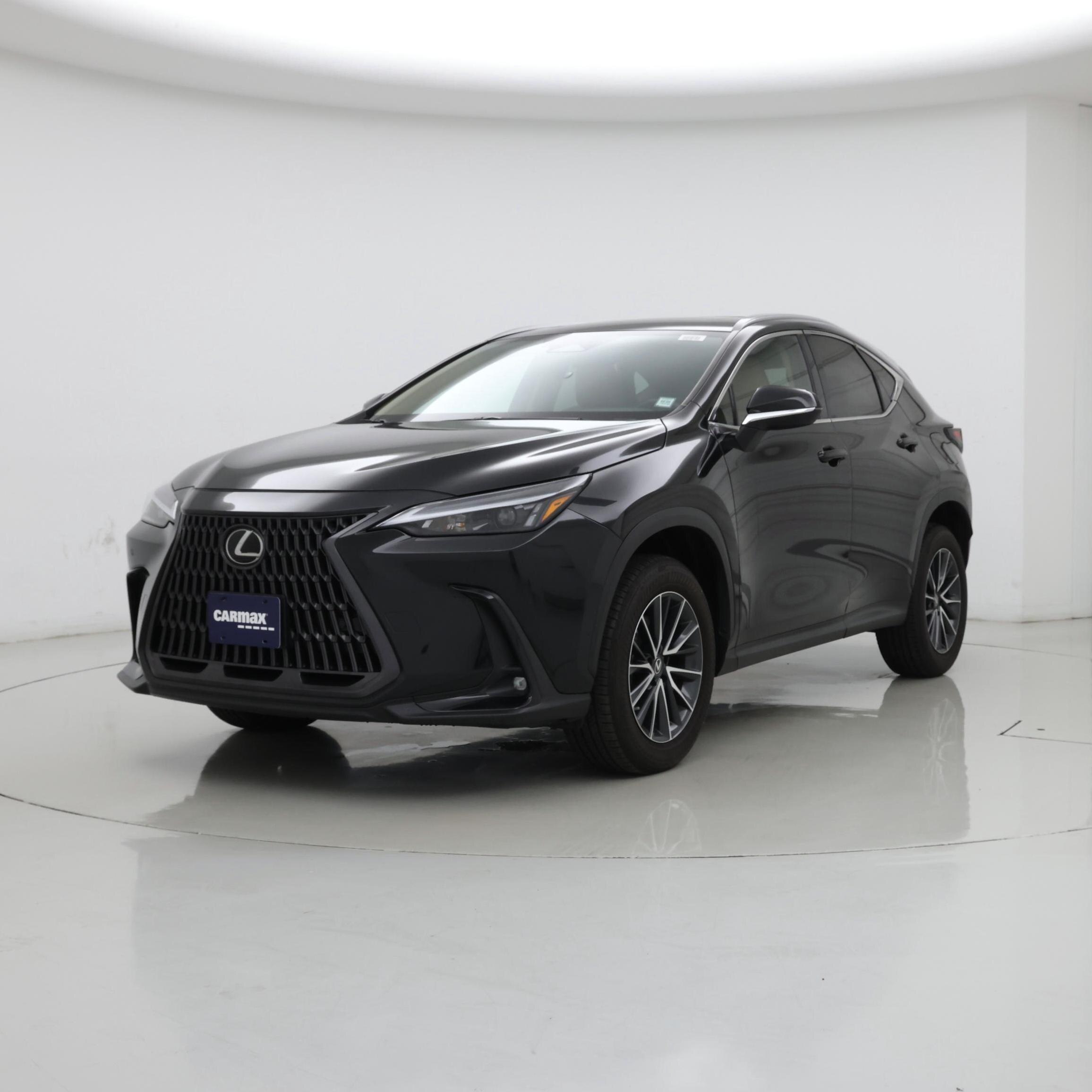 Thumbnail: 2023 Lexus NX - 4