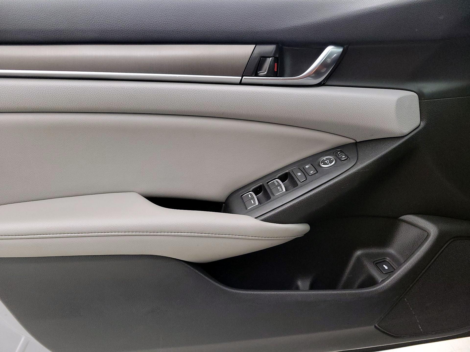 Thumbnail: 2020 Honda Accord - 12