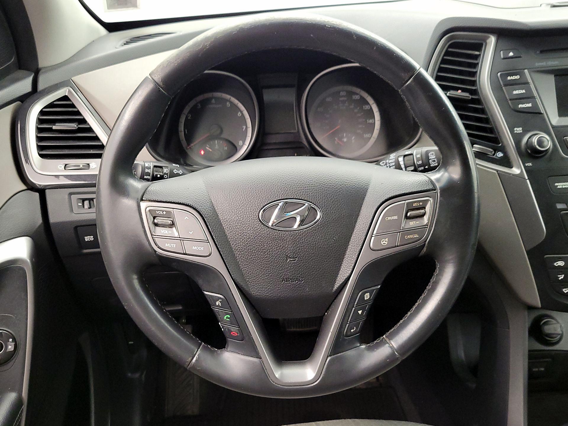 Thumbnail: 2014 Hyundai Santa Fe - 10