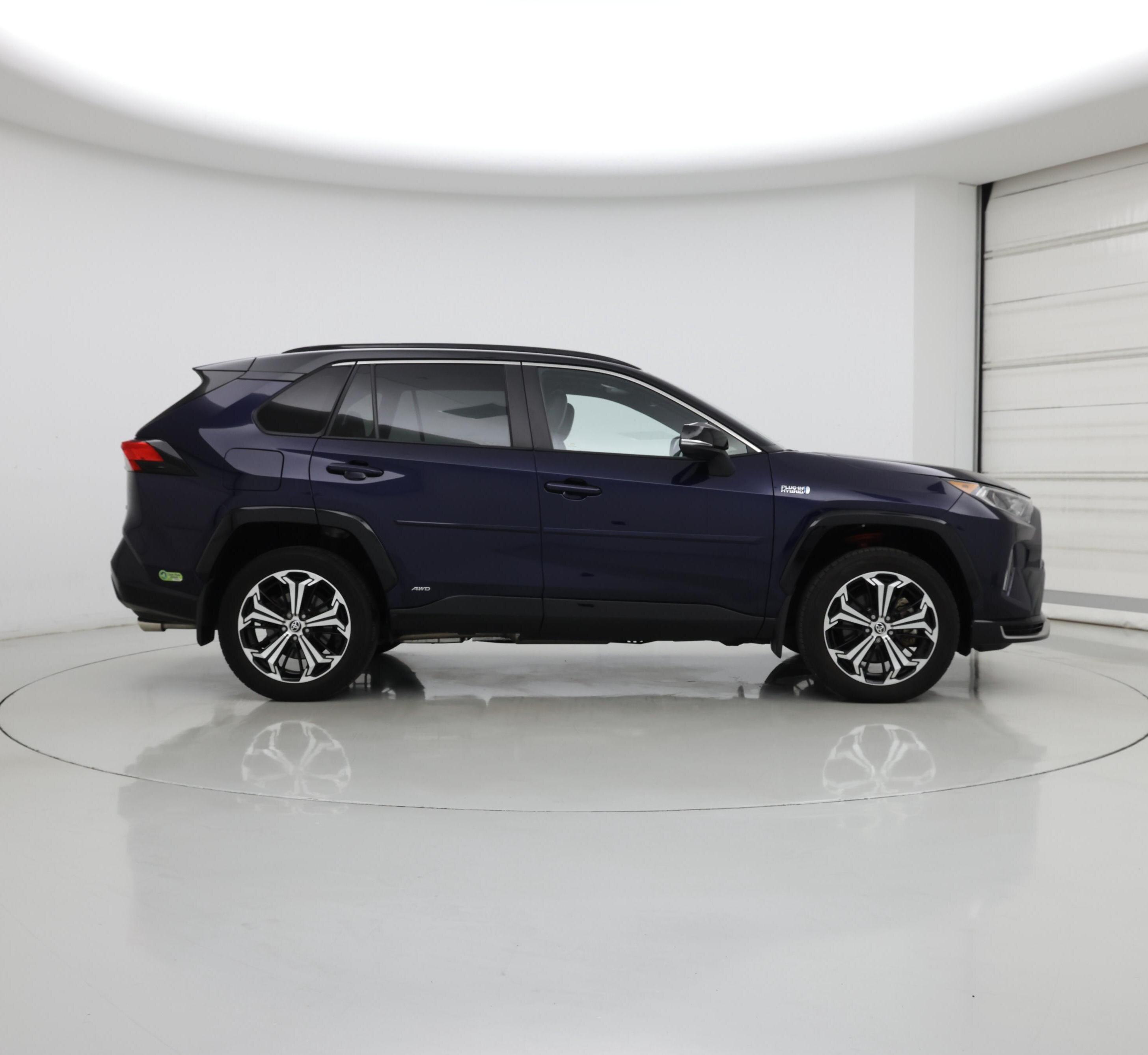 Thumbnail: 2021 Toyota RAV4 - 7